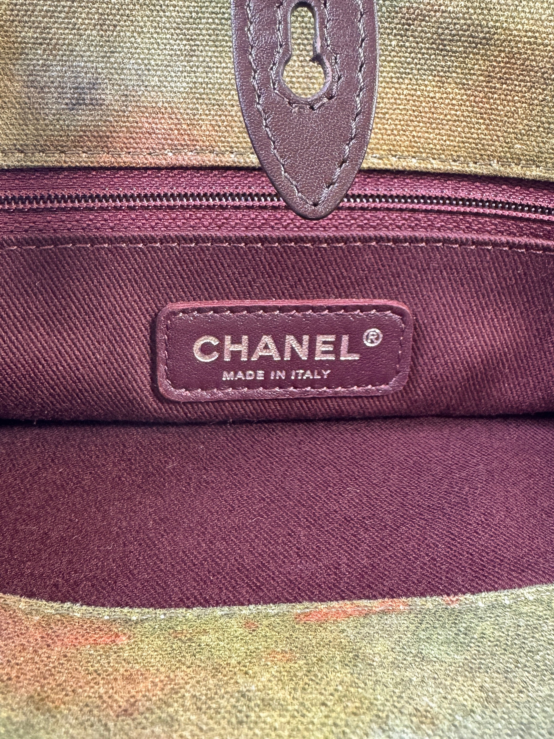 Chanel Washed Toile Graffiti On The Pavements Messenger Khaki Multicolor
