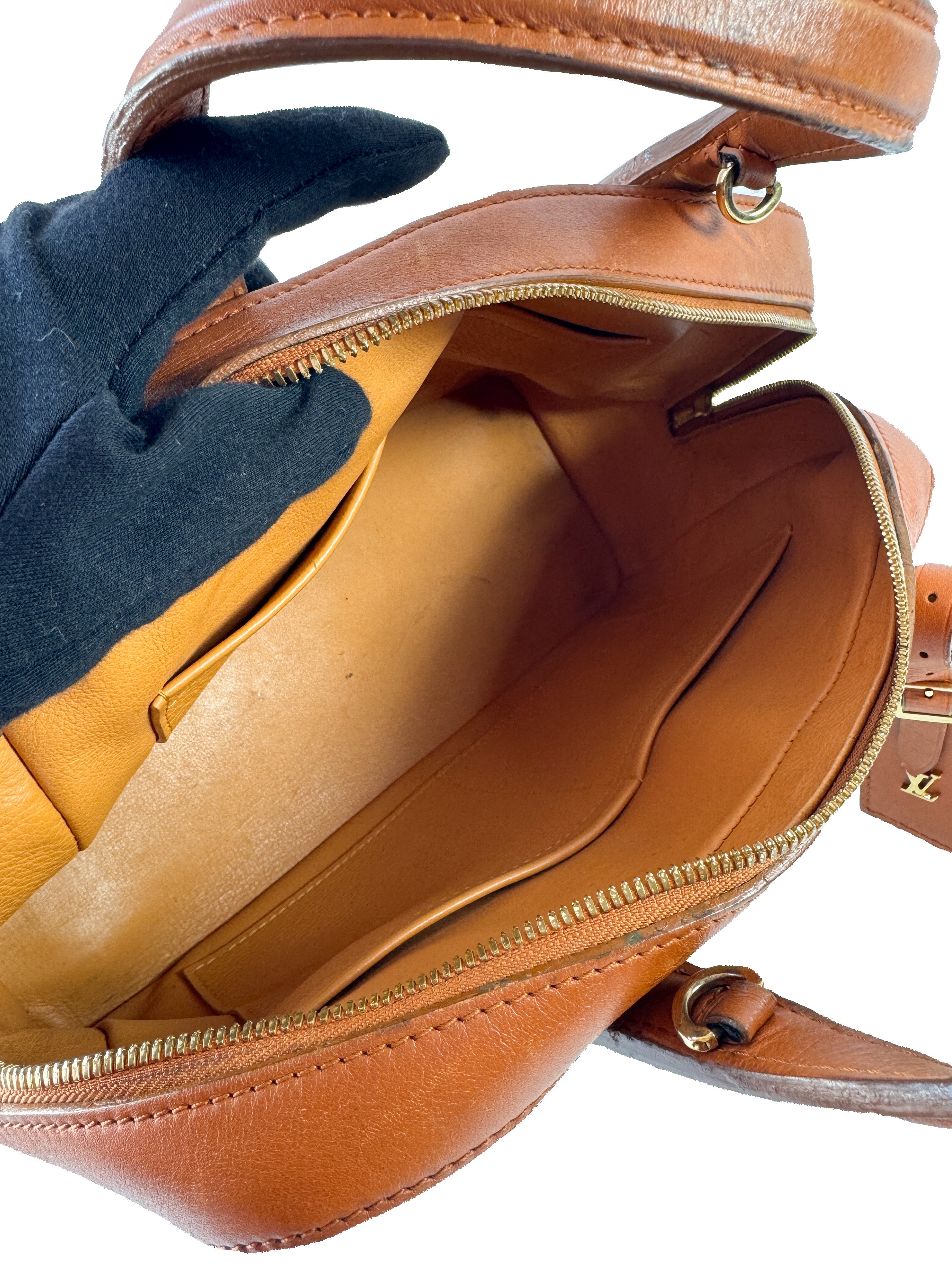 Louis Vuitton box canvas Dora PM TR2174