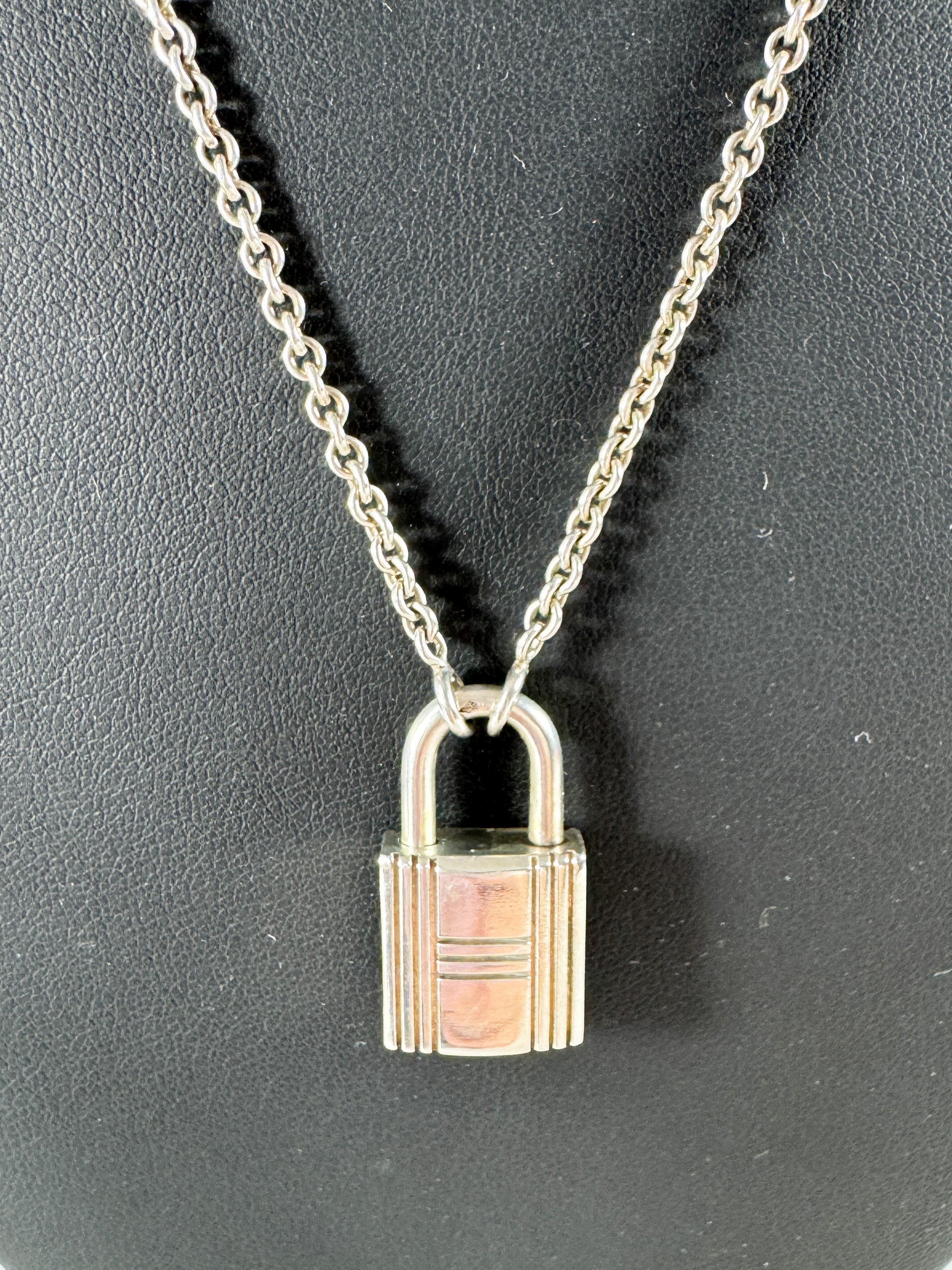Hermès sterling silver Kelly cadena lock necklace BOX