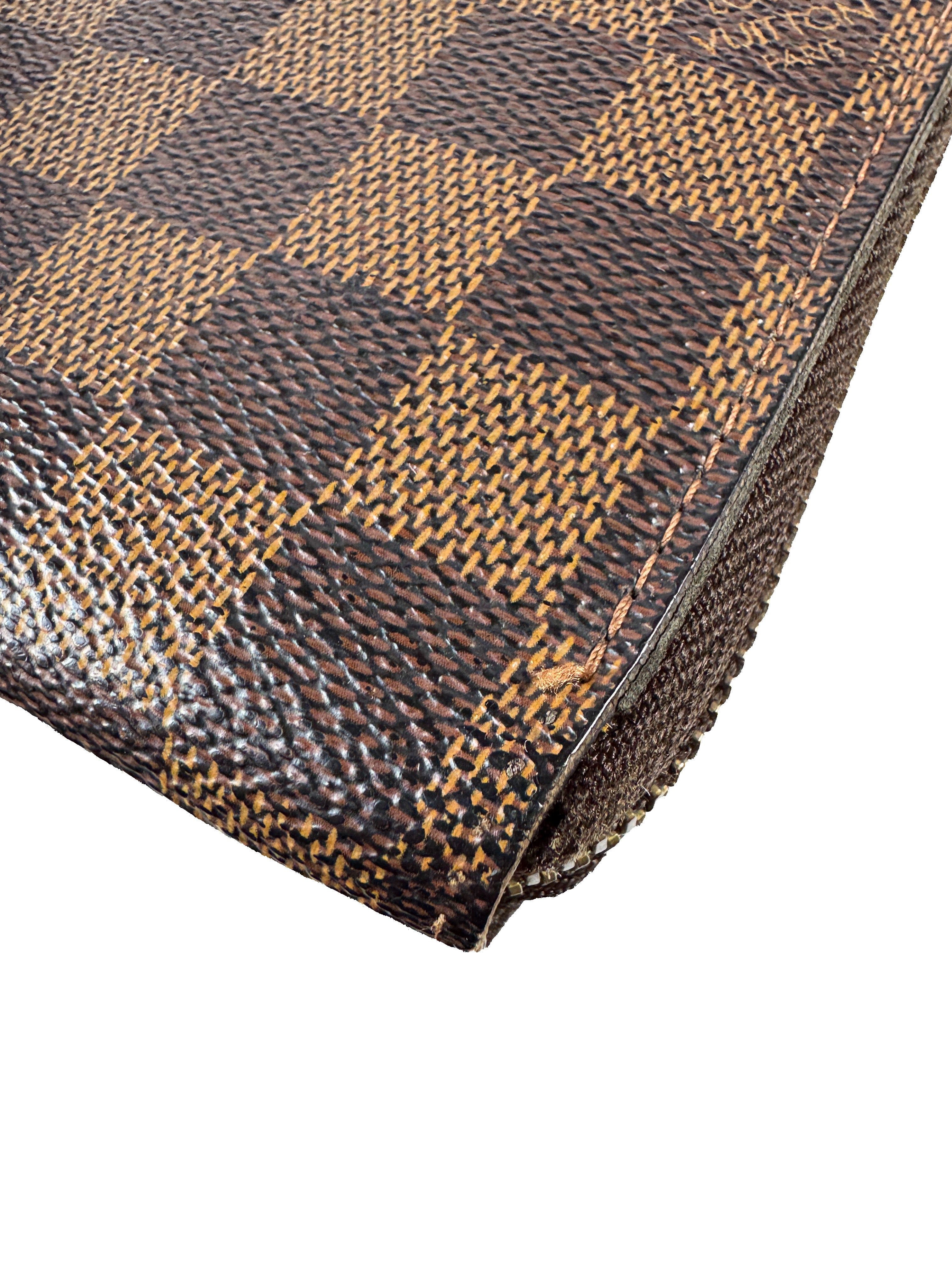 Louis Vuitton damier ebene zippy wallet CA1058