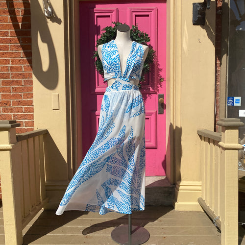 Luxxel blue white print dress size Large