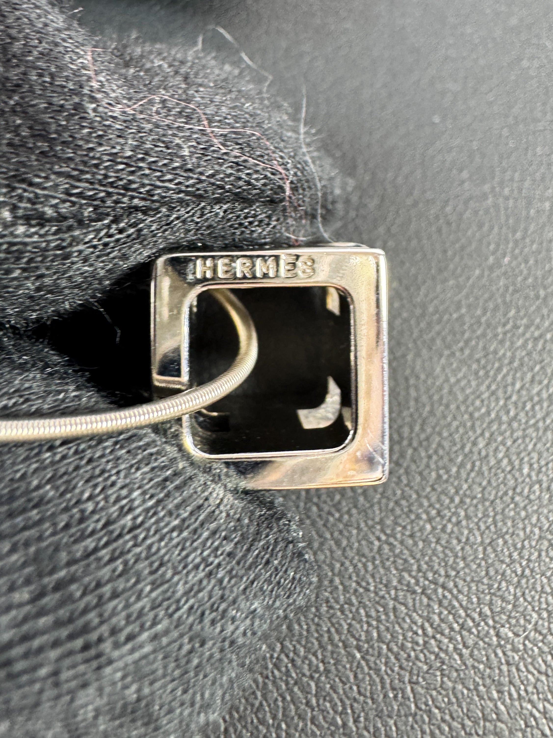 Hermès silver/white Cage d' H necklace