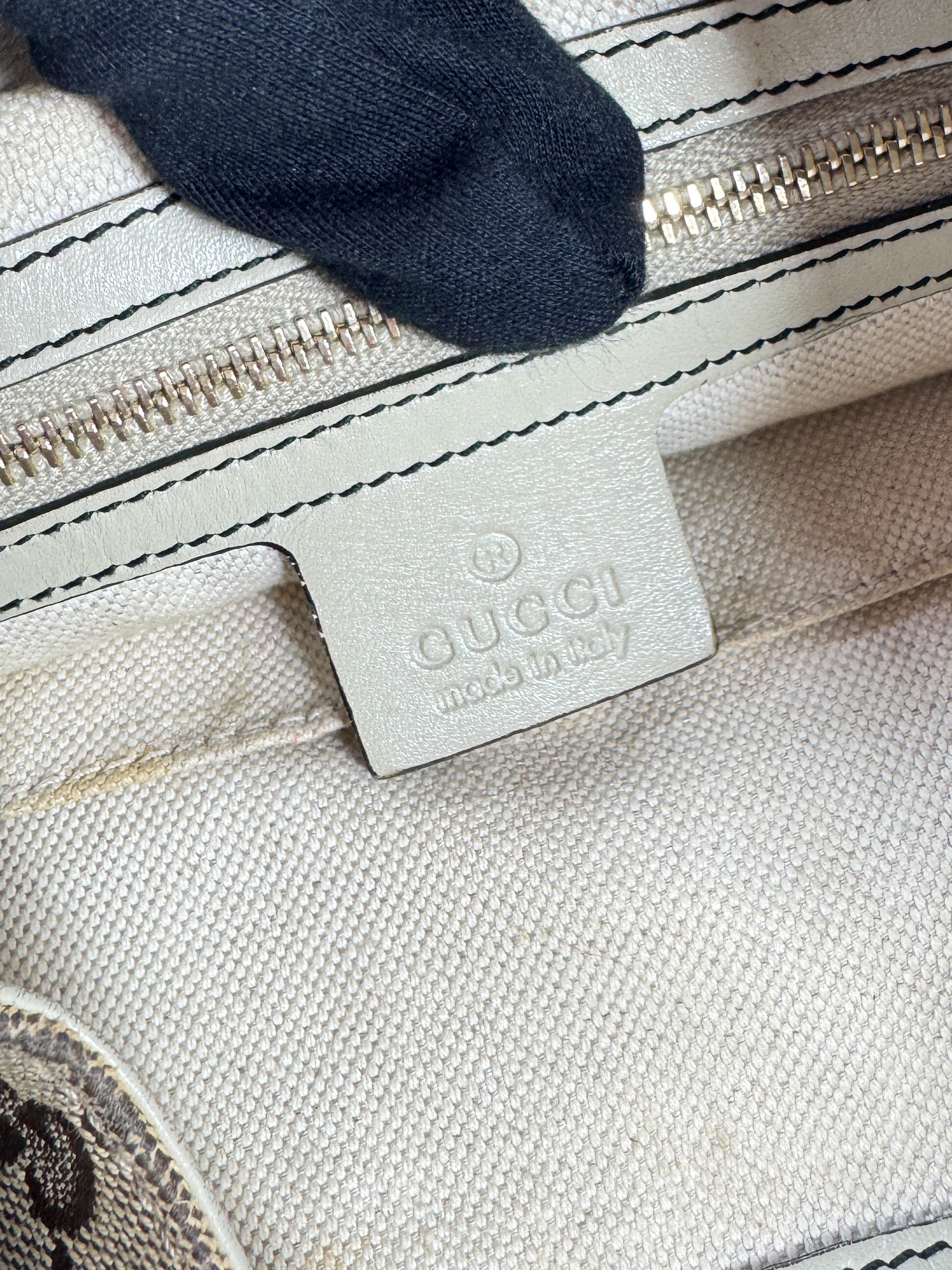 Gucci medium Emily GG hobo bag 322226 486623