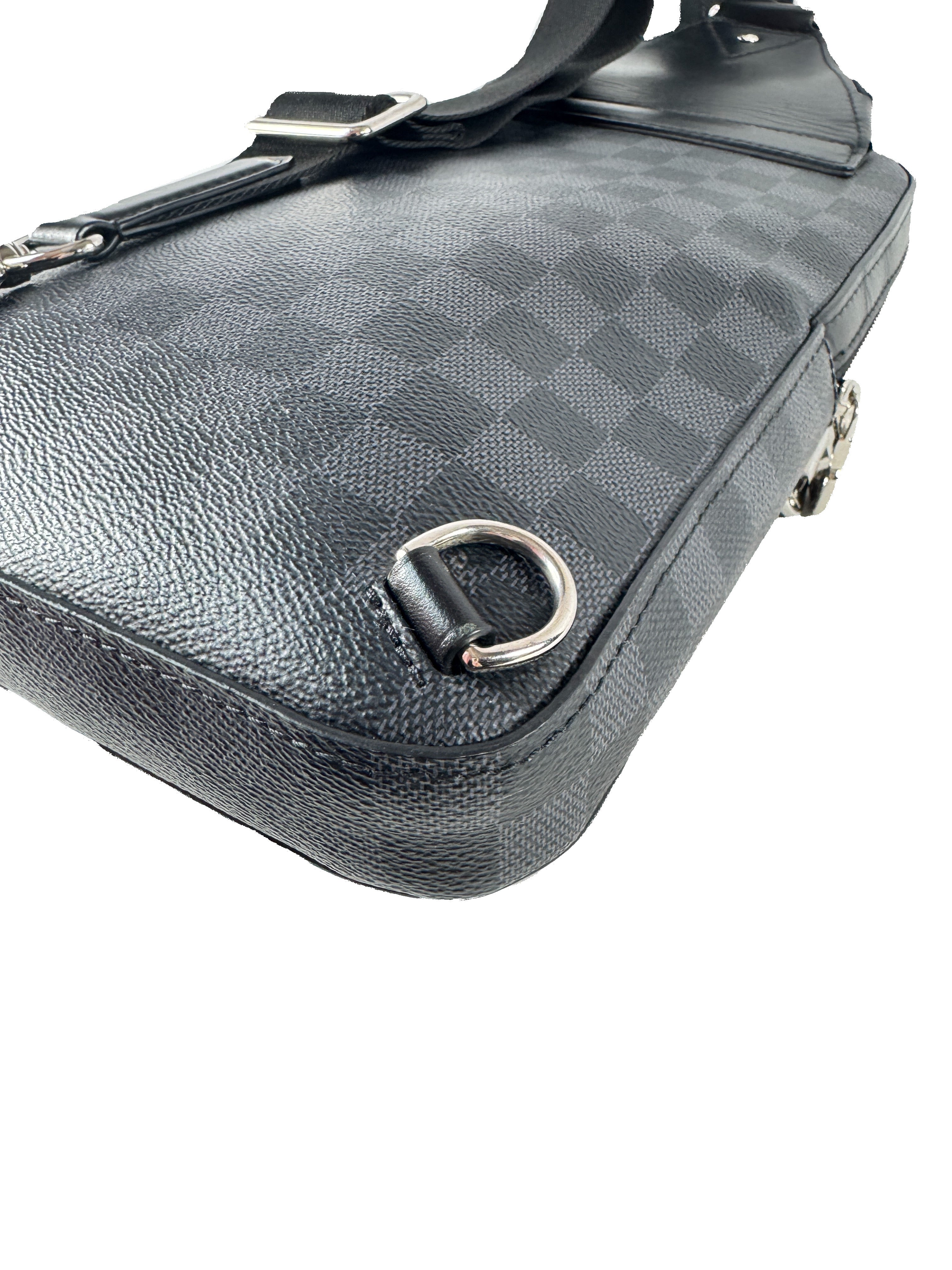 Louis Vuitton damier graphite Avenue sling (chipped)
