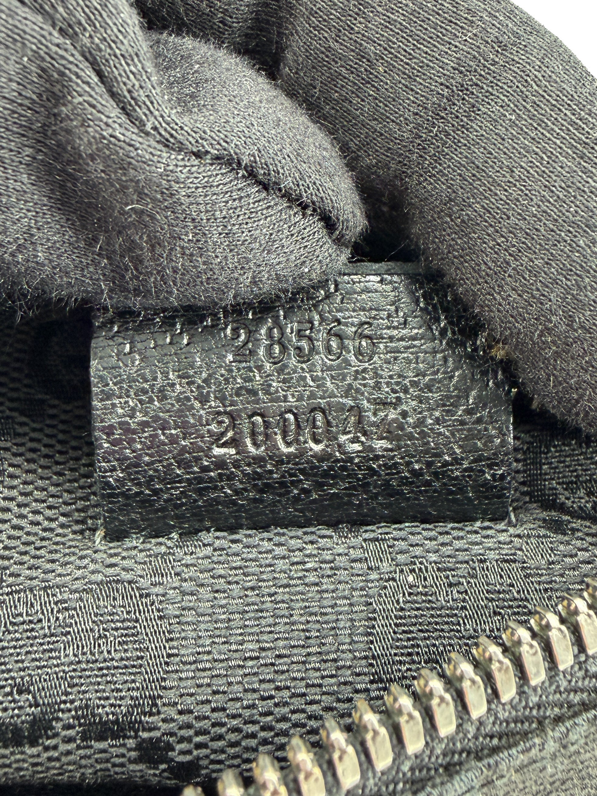 Gucci black signature vintage belt bag