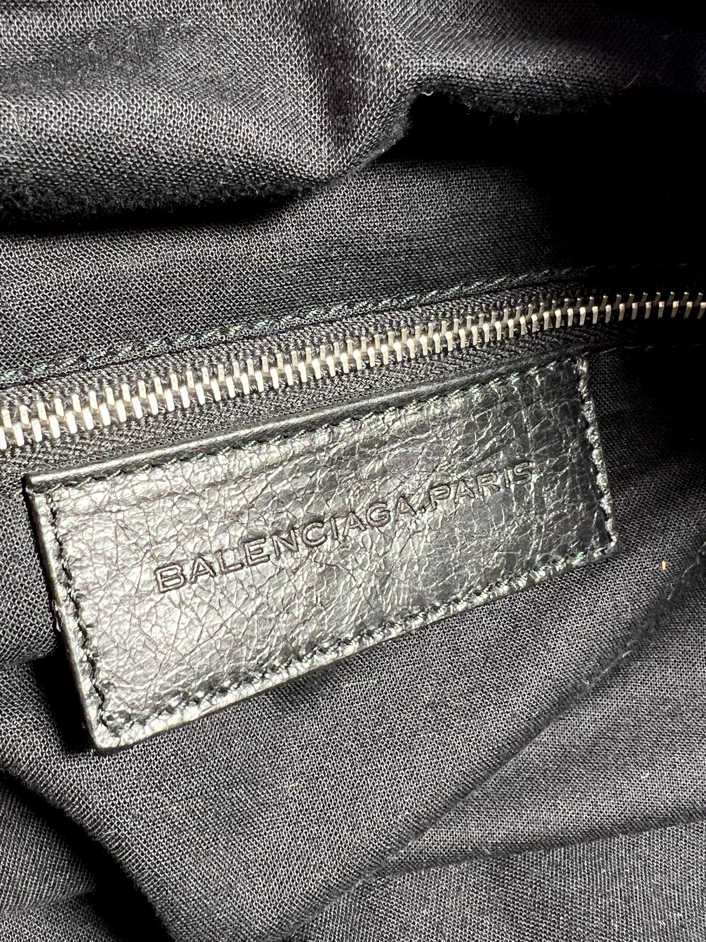 Balenciaga black classic reporter crossbody 27286210001118