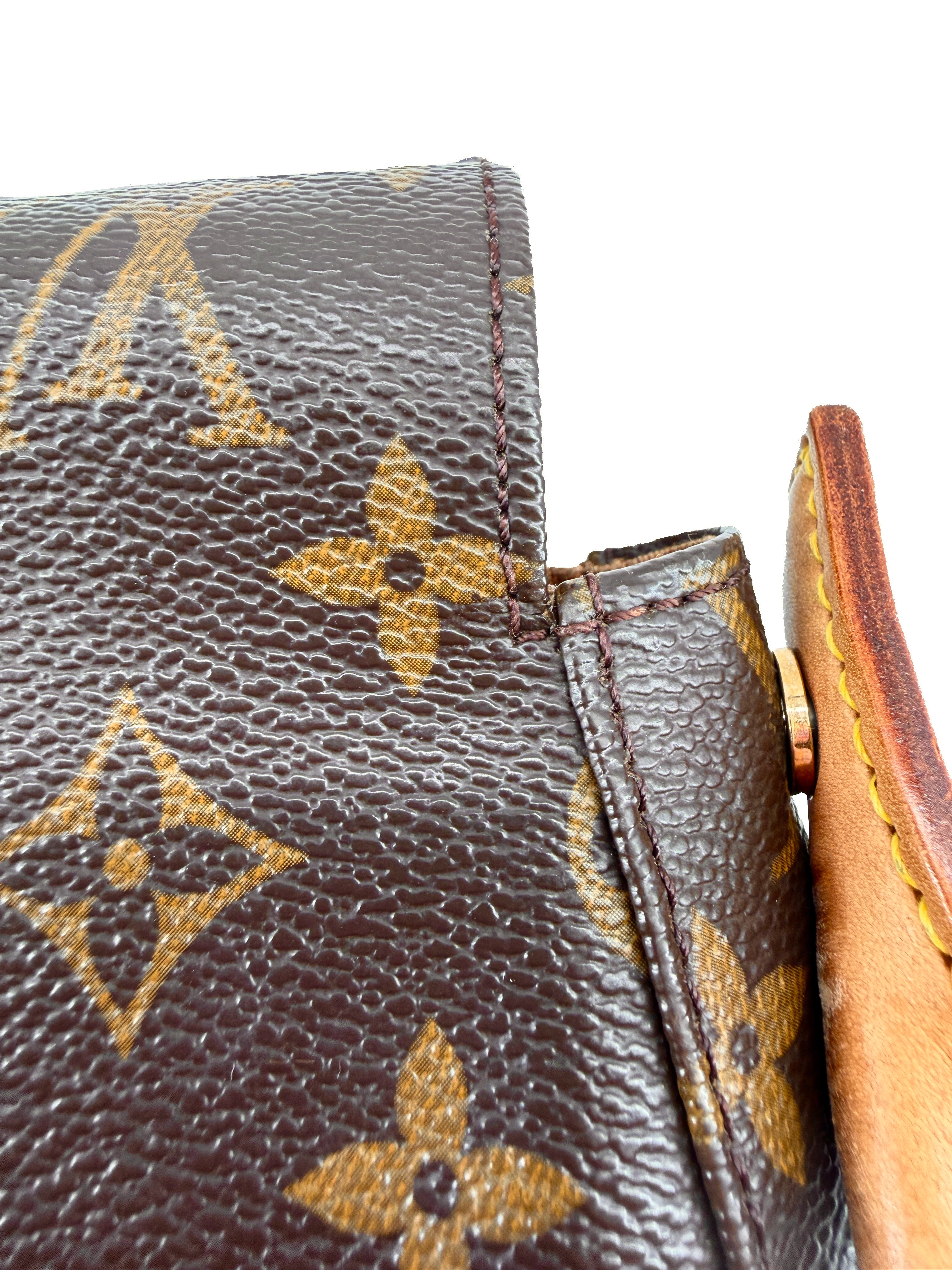 Louis Vuitton monogram Looping mini MI0082
