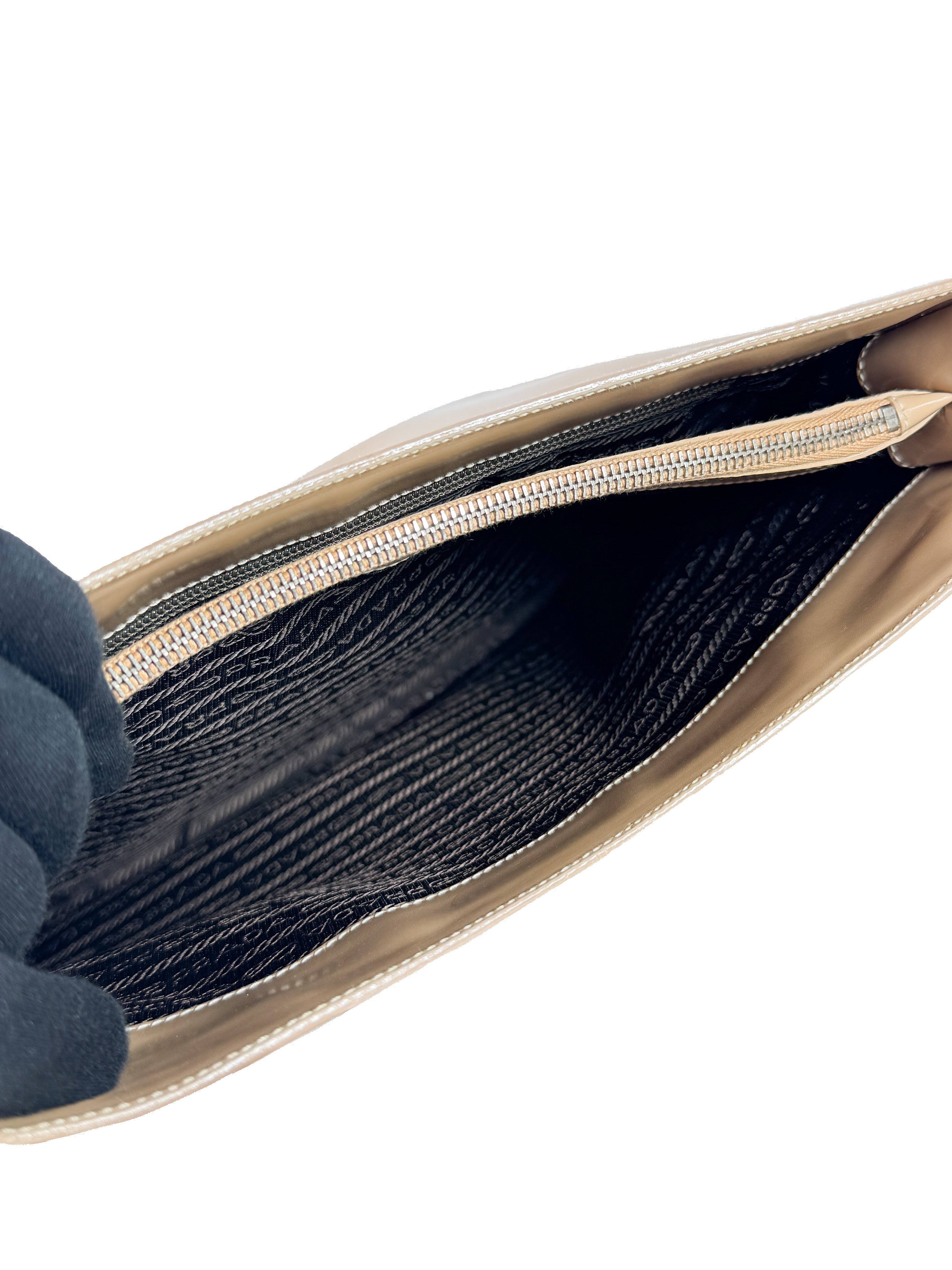 Prada beige patent leather Vitello Acciaio hobo 50