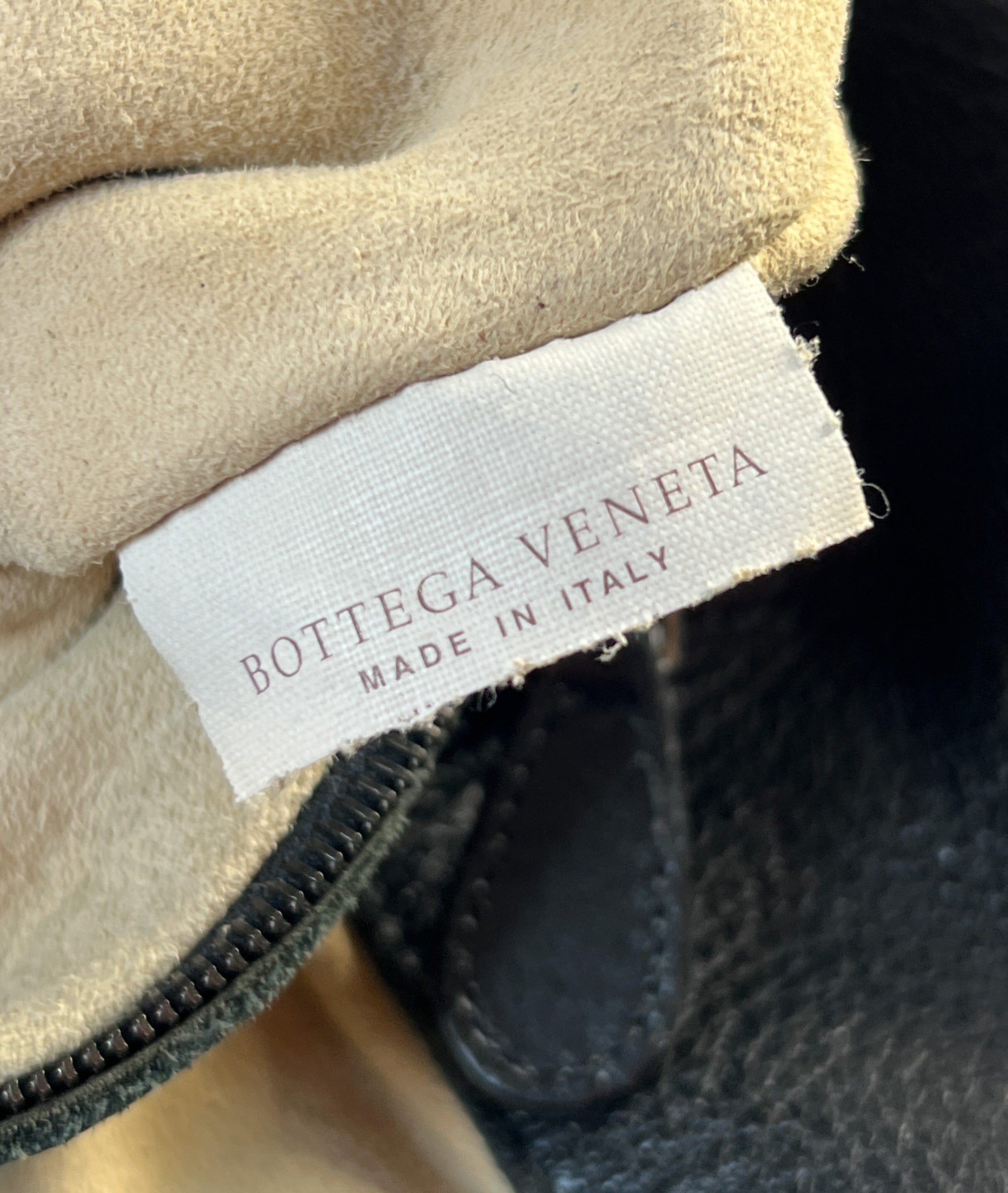 Bottega Veneta black limited edition Intrecciato Parachute shoulder bag