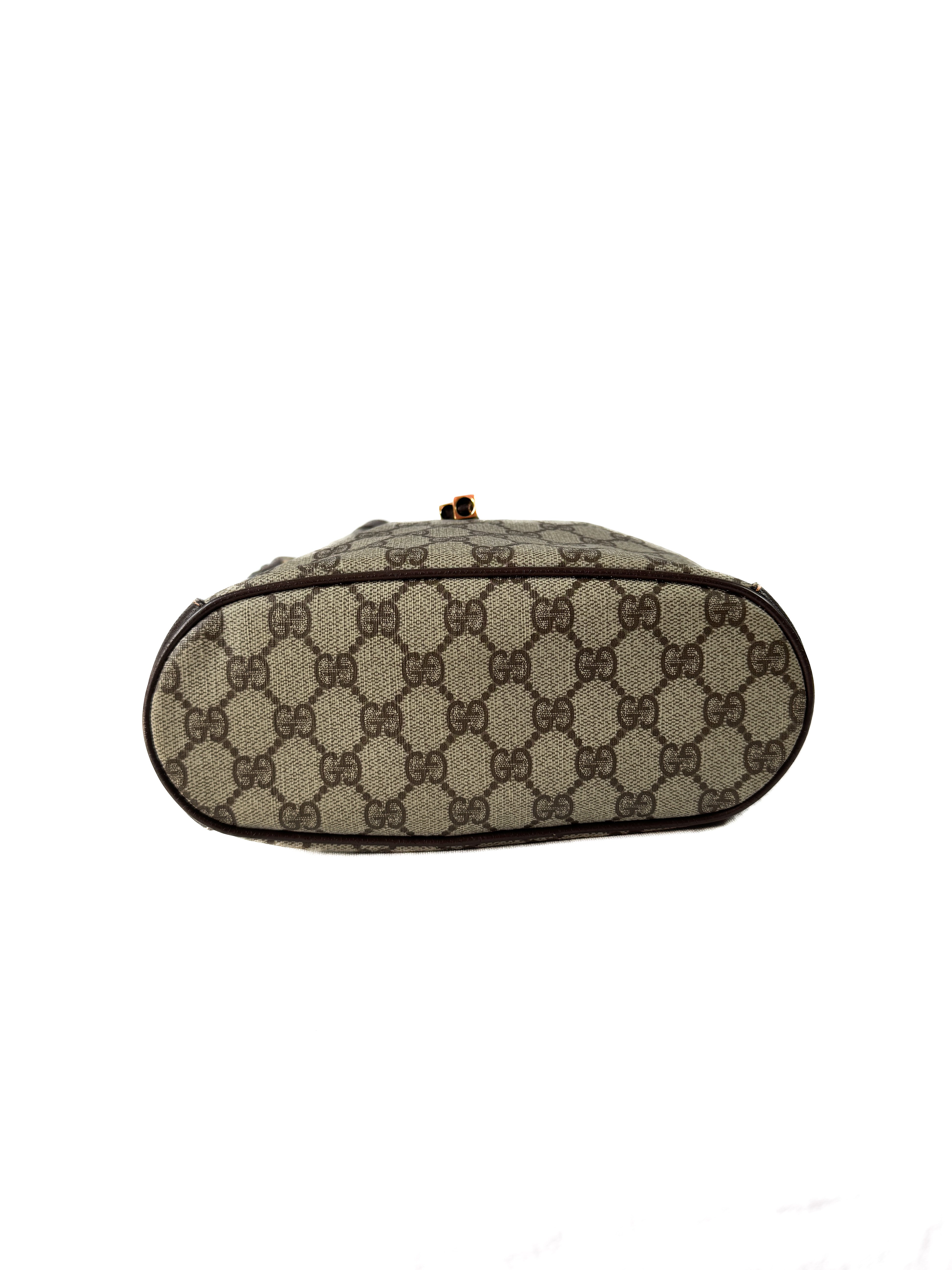 Gucci vintage GG sherry line bucket bag 164-02-034