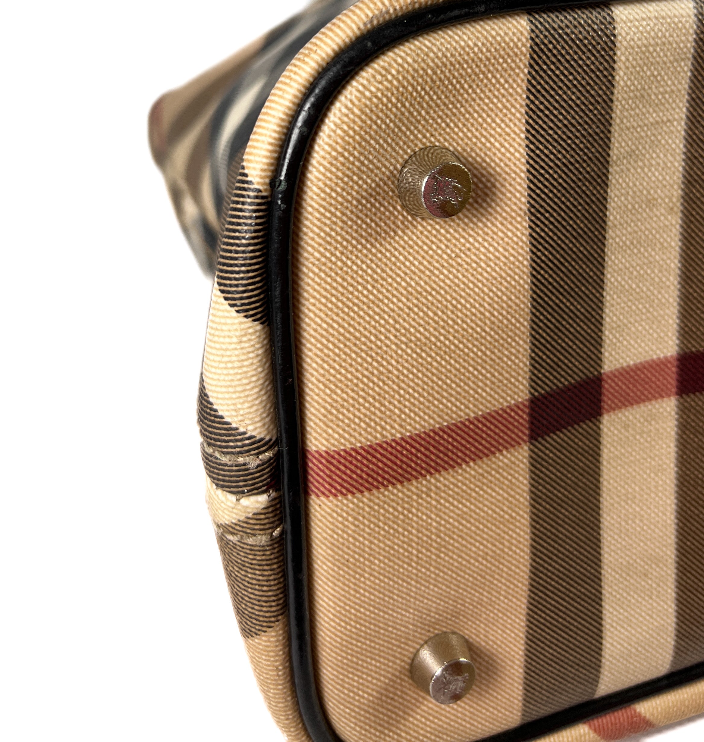 Burberry nova check shoulder bag