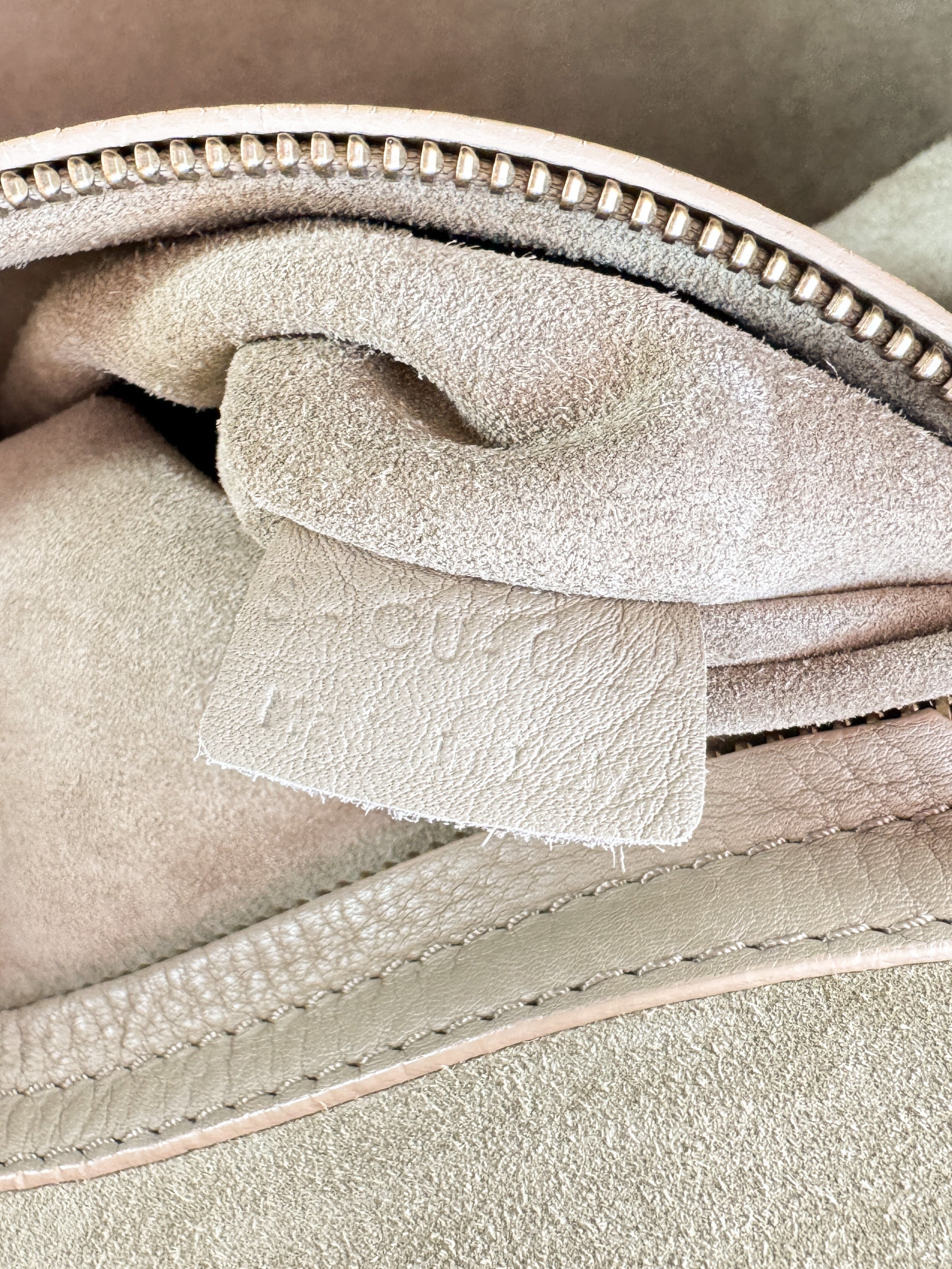 Celine beige leather Phantom bag S-GU-0122