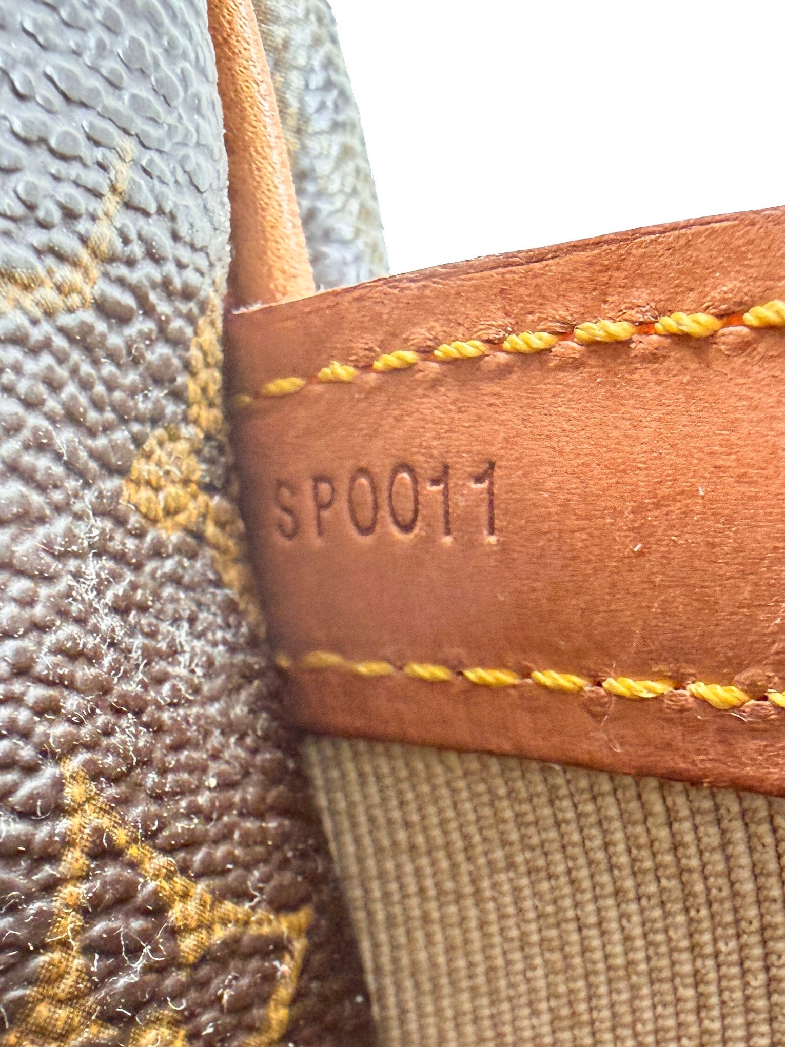 Louis Vuitton monogram Reporter GM SP0011