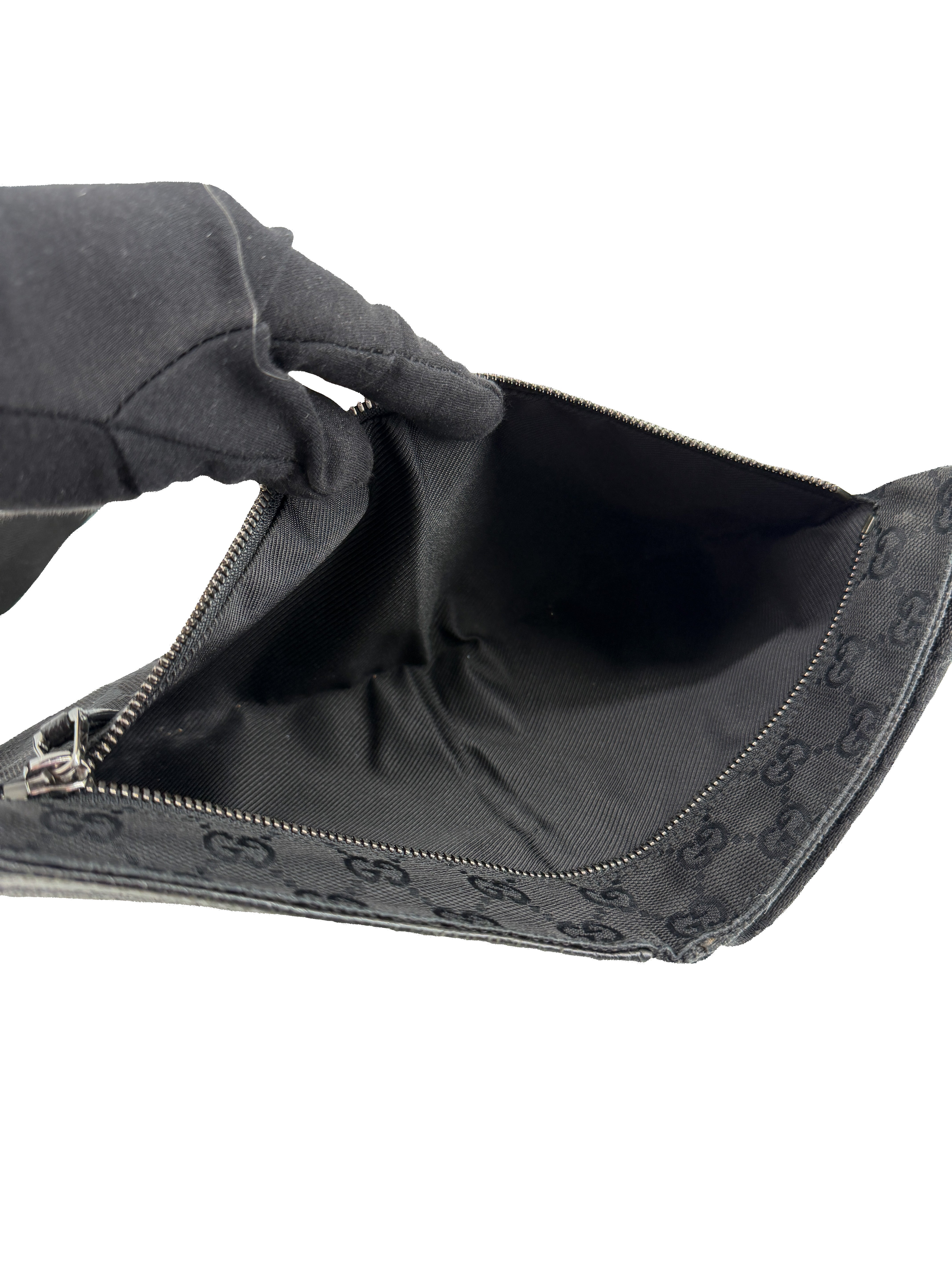 Gucci black signature vintage belt bag