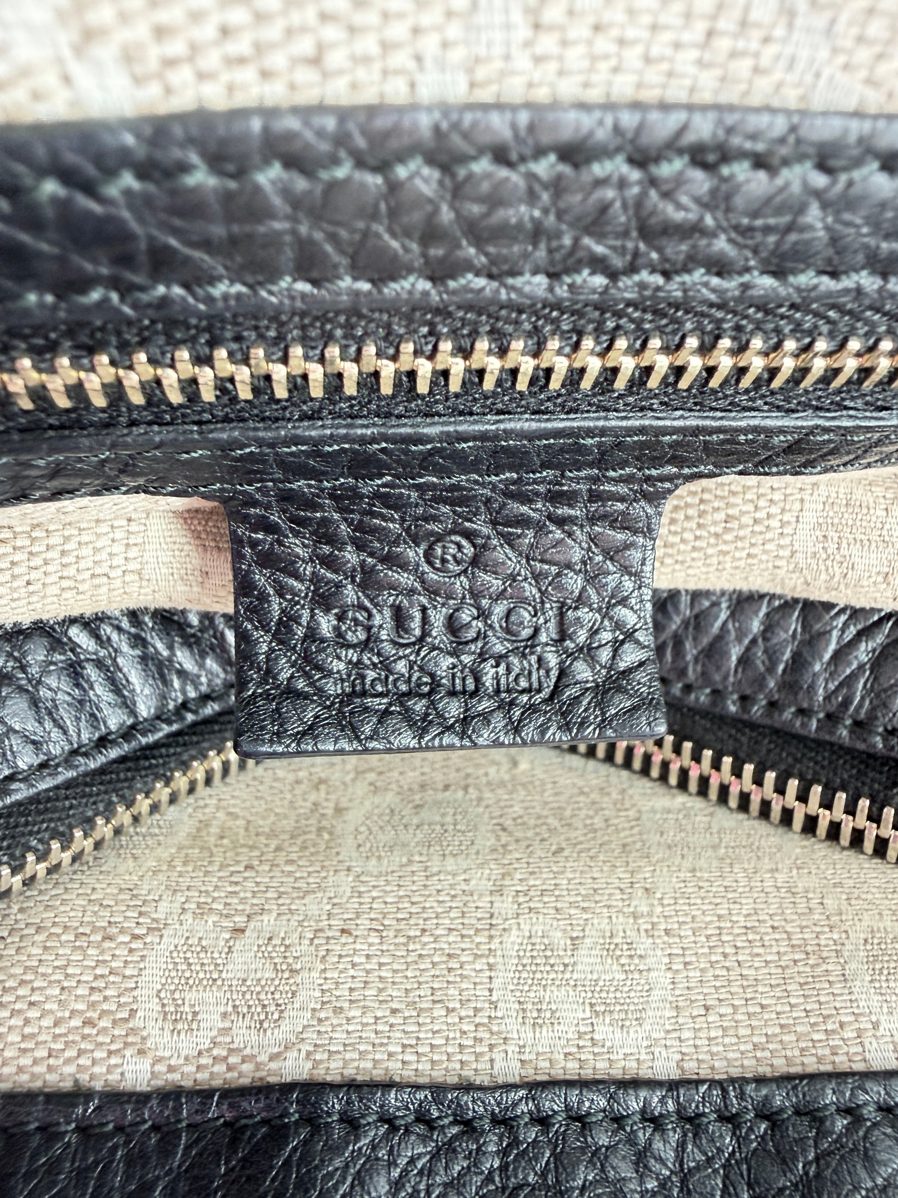 Gucci medium Diana black leather Bamboo tote 282317 203998