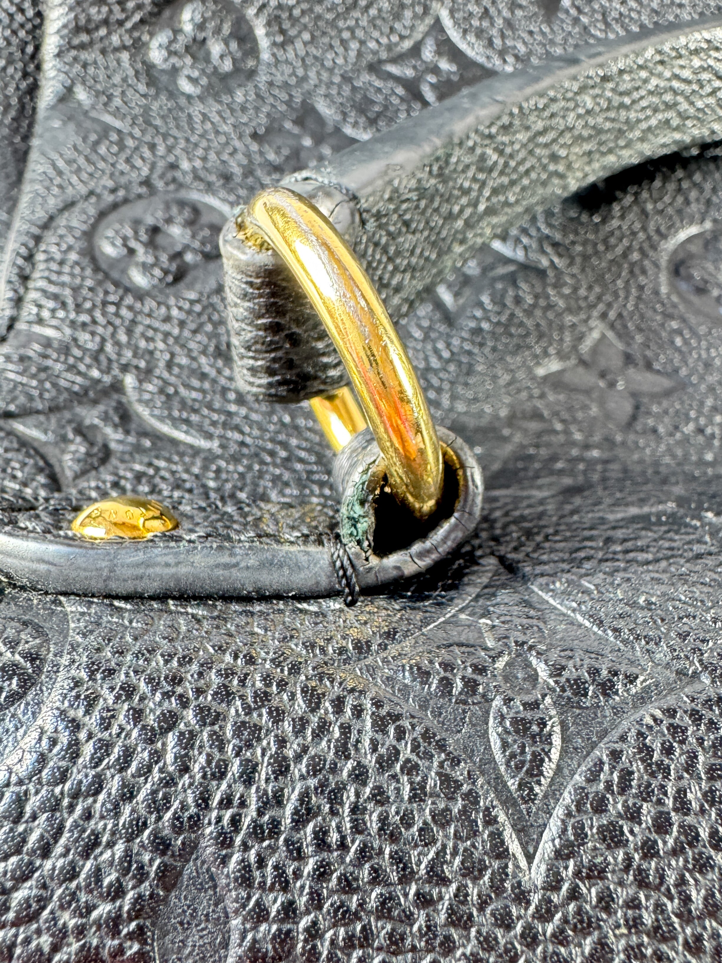 Louis Vuitton Georges Handbag Monogram Empreinte Leather MM SD2129