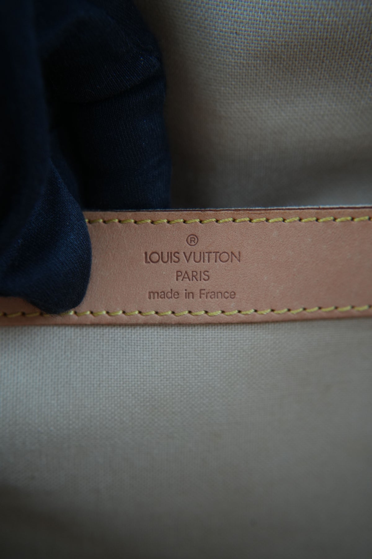 Louis Vuitton damier azur Navigilo SR3097