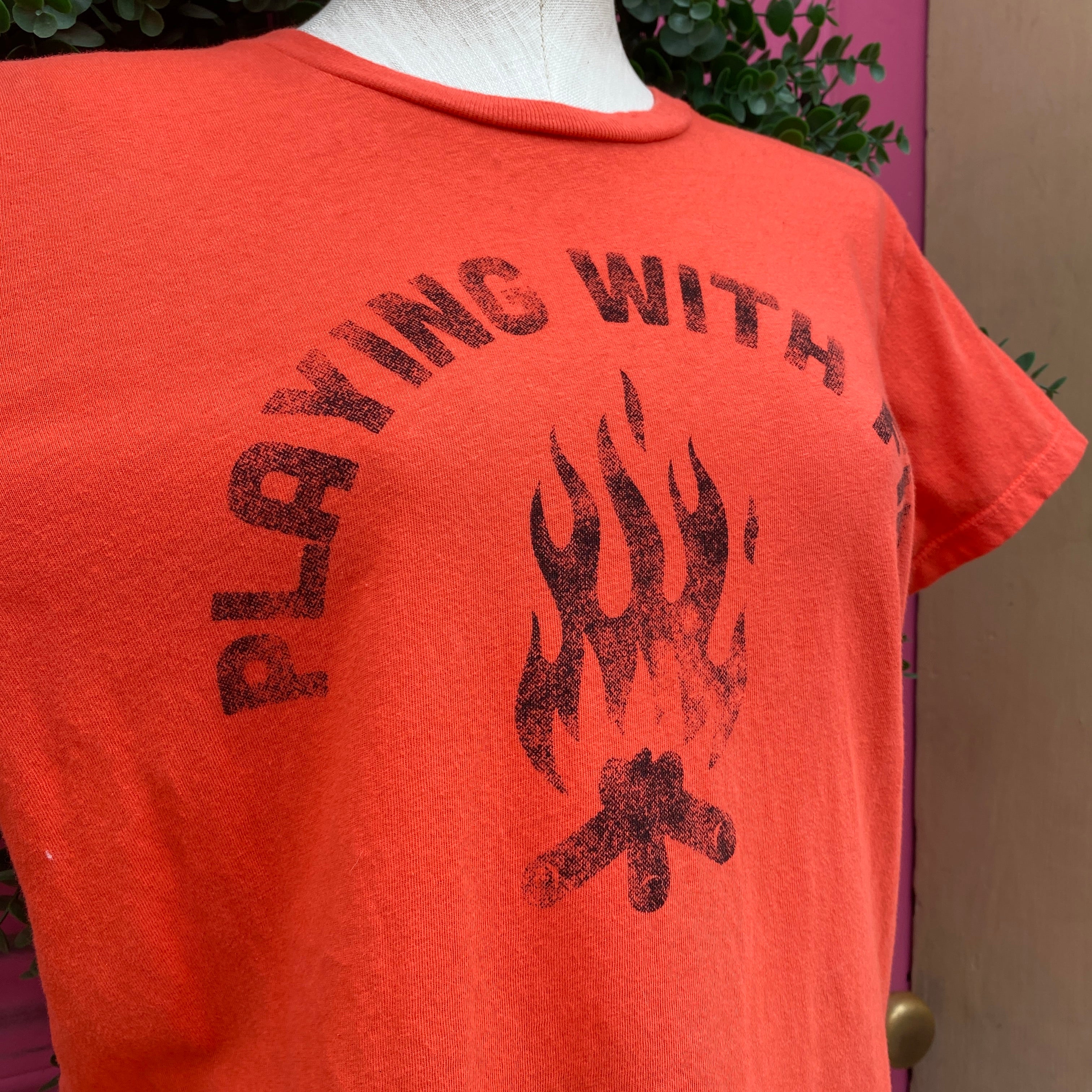 MOTHER red playing with fire graphic tee size L