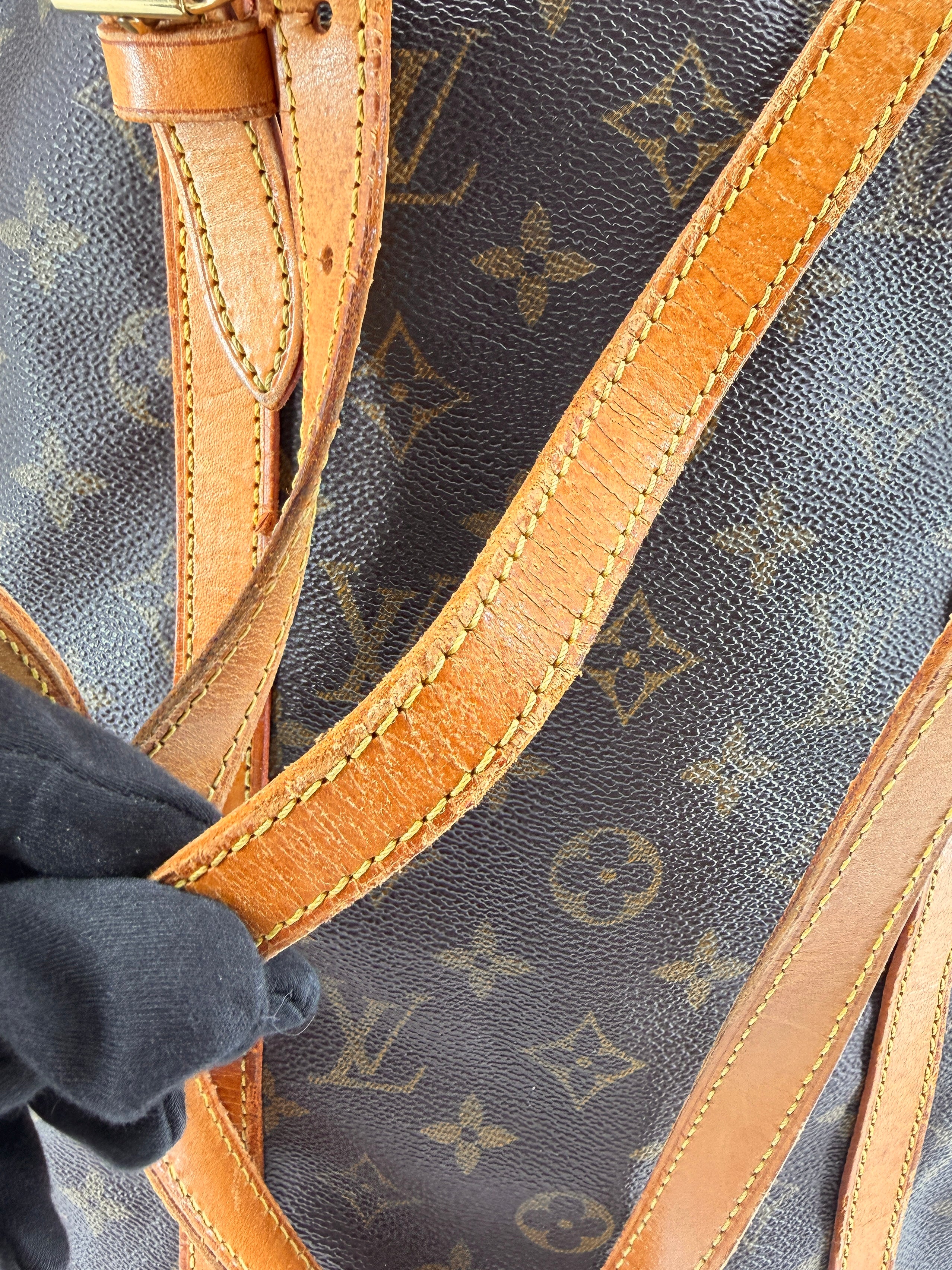 Louis Vuitton monogram bucket GM AR1005