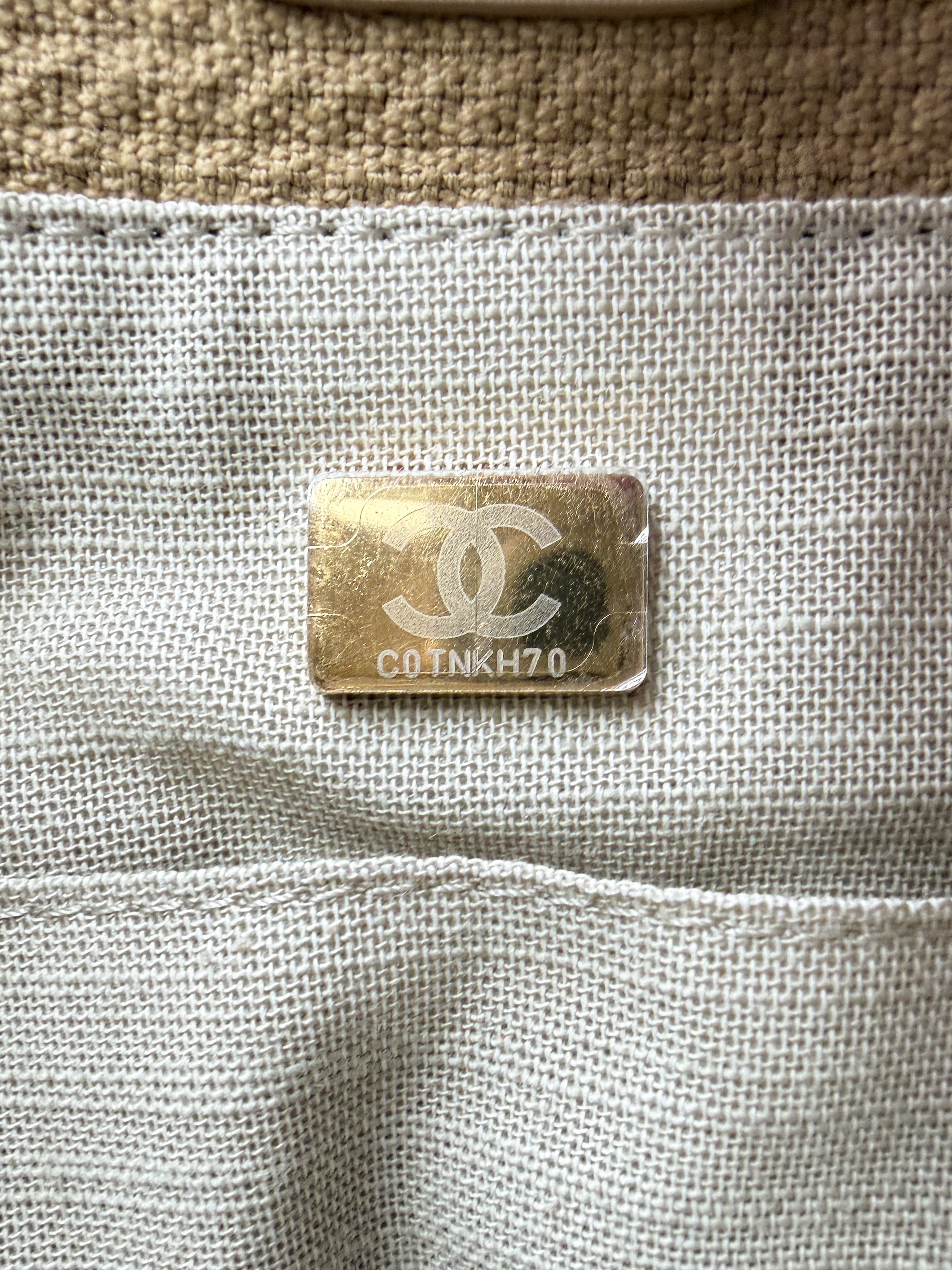 Chanel beige mixed materials small Deauville tote C0TNKH70