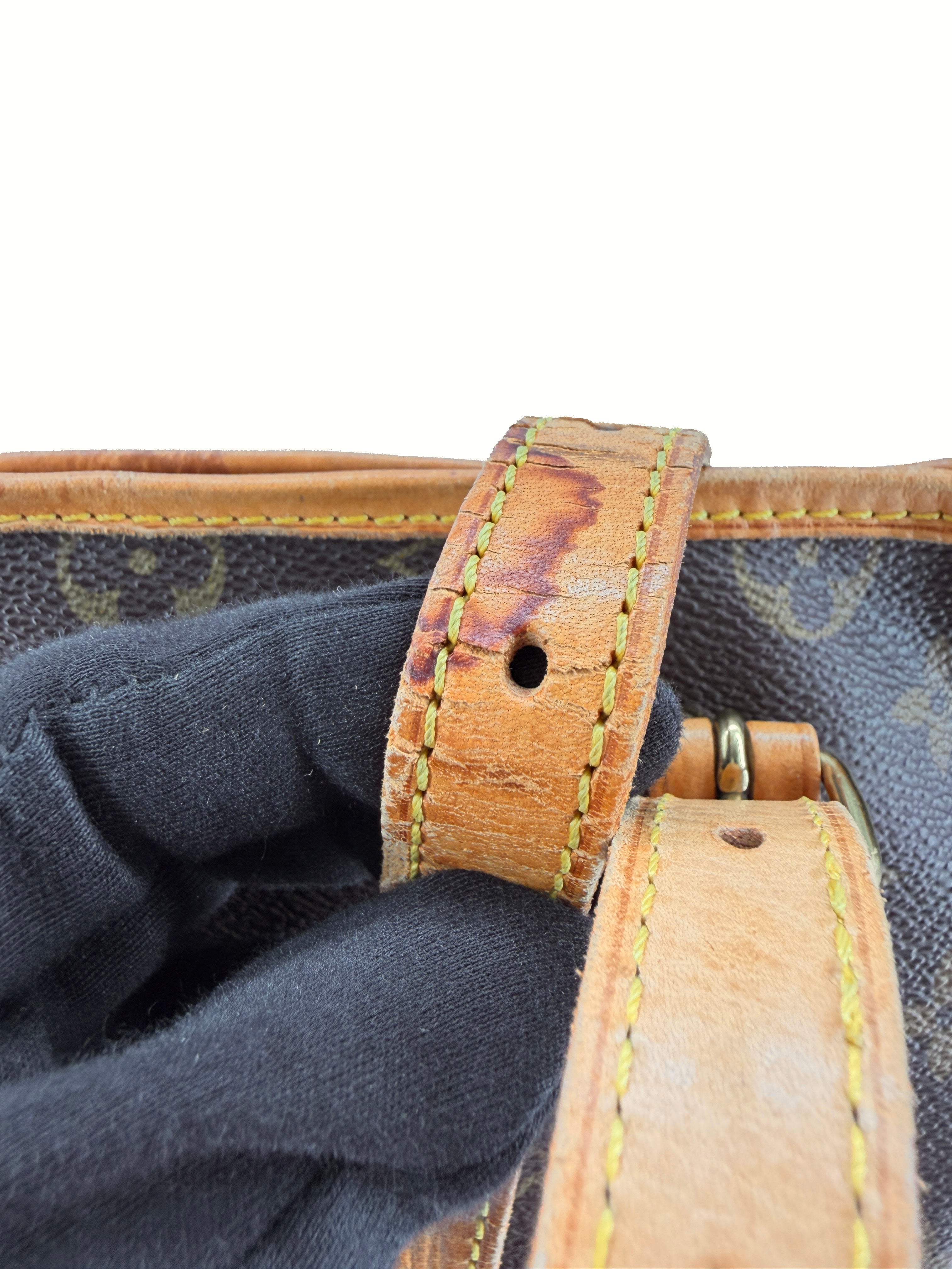 Louis Vuitton monogram bucket GM AR1005