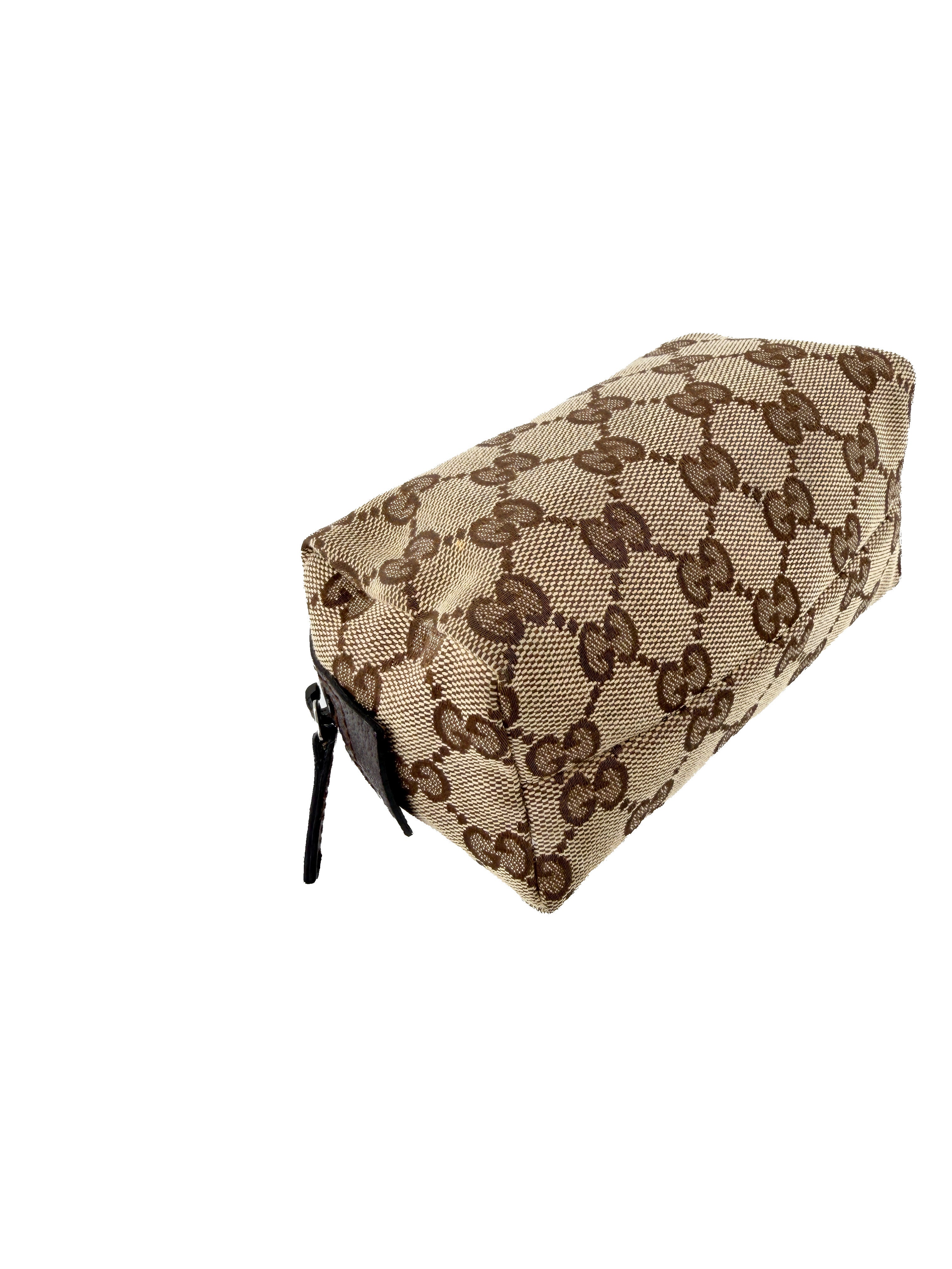 Gucci brown canvas GG zip pouch 29596 205027