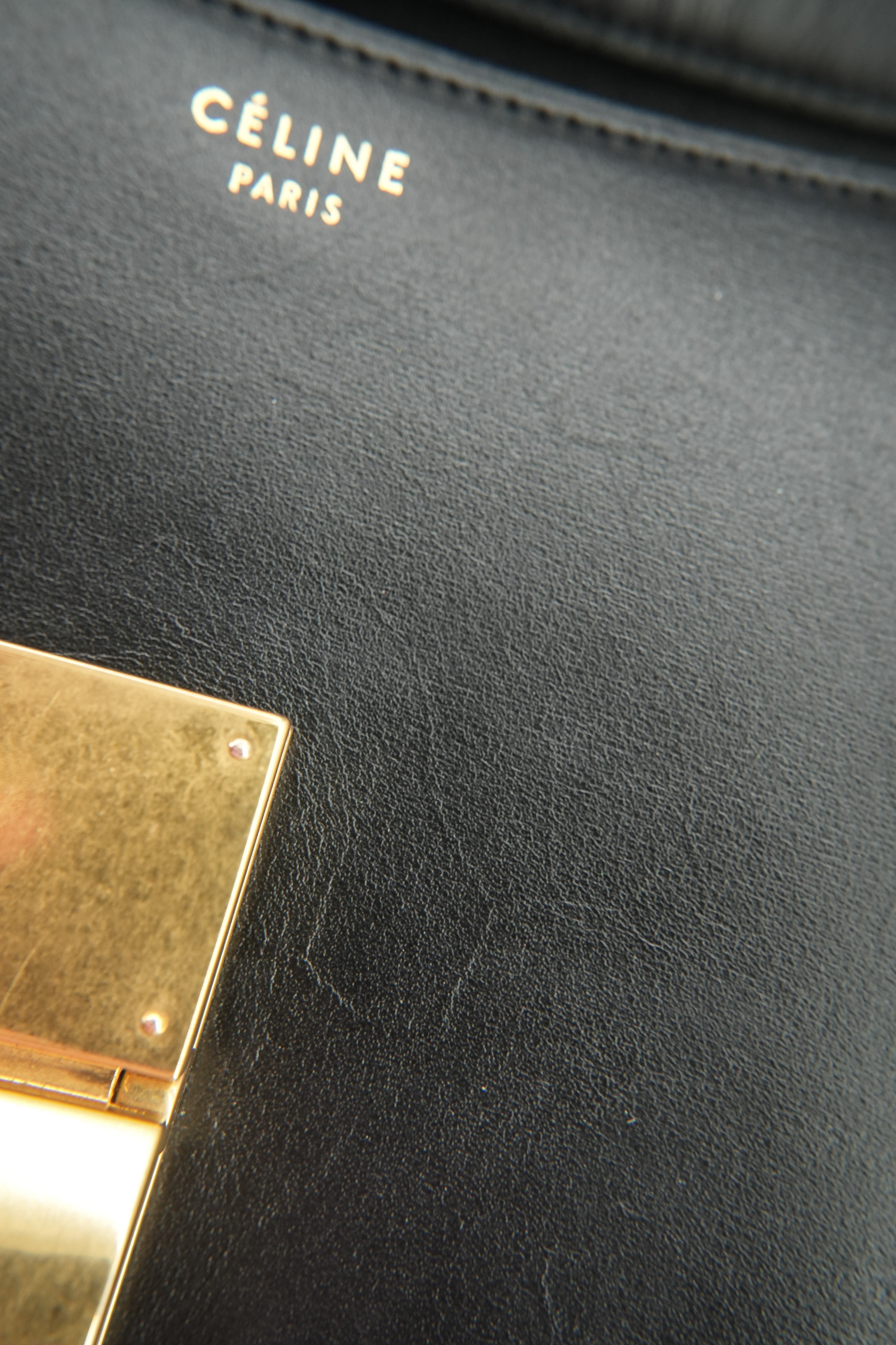 Celine black leather Box shoulder bag U-LA-0176