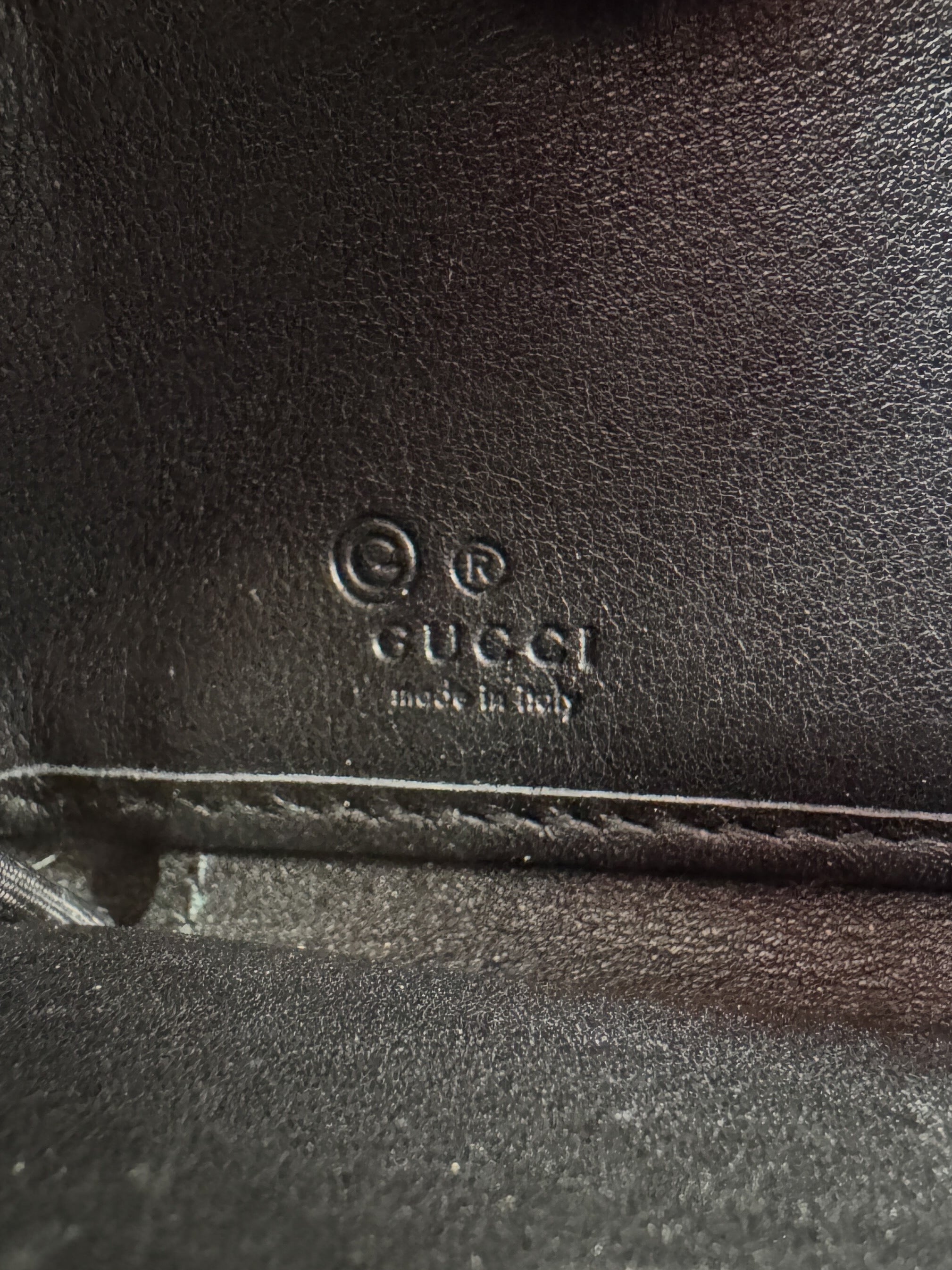 Gucci black leather GG zip around wallet 449391-2149