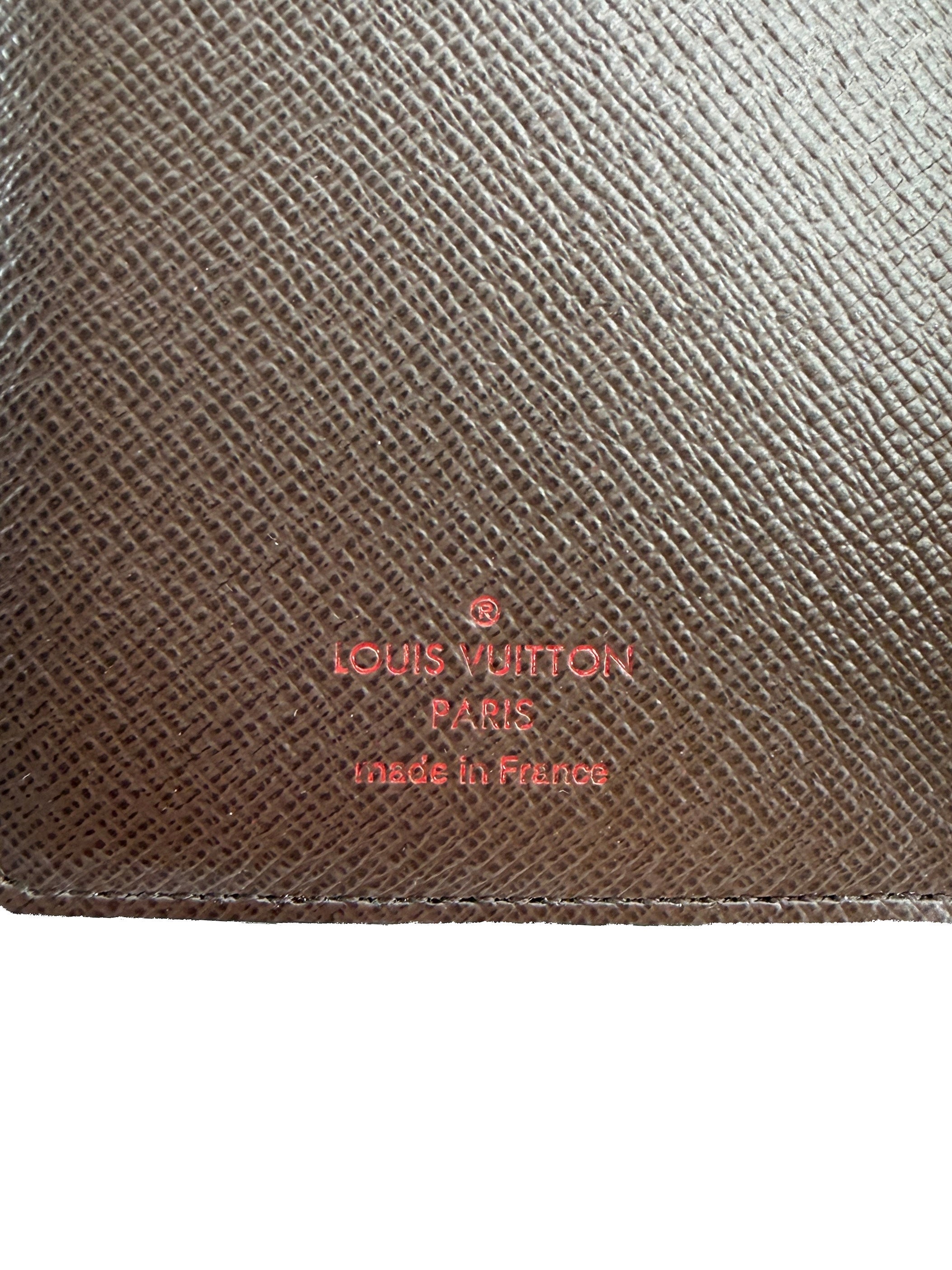 Louis Vuitton damier ebene Portefeuille Brazza wallet NFC