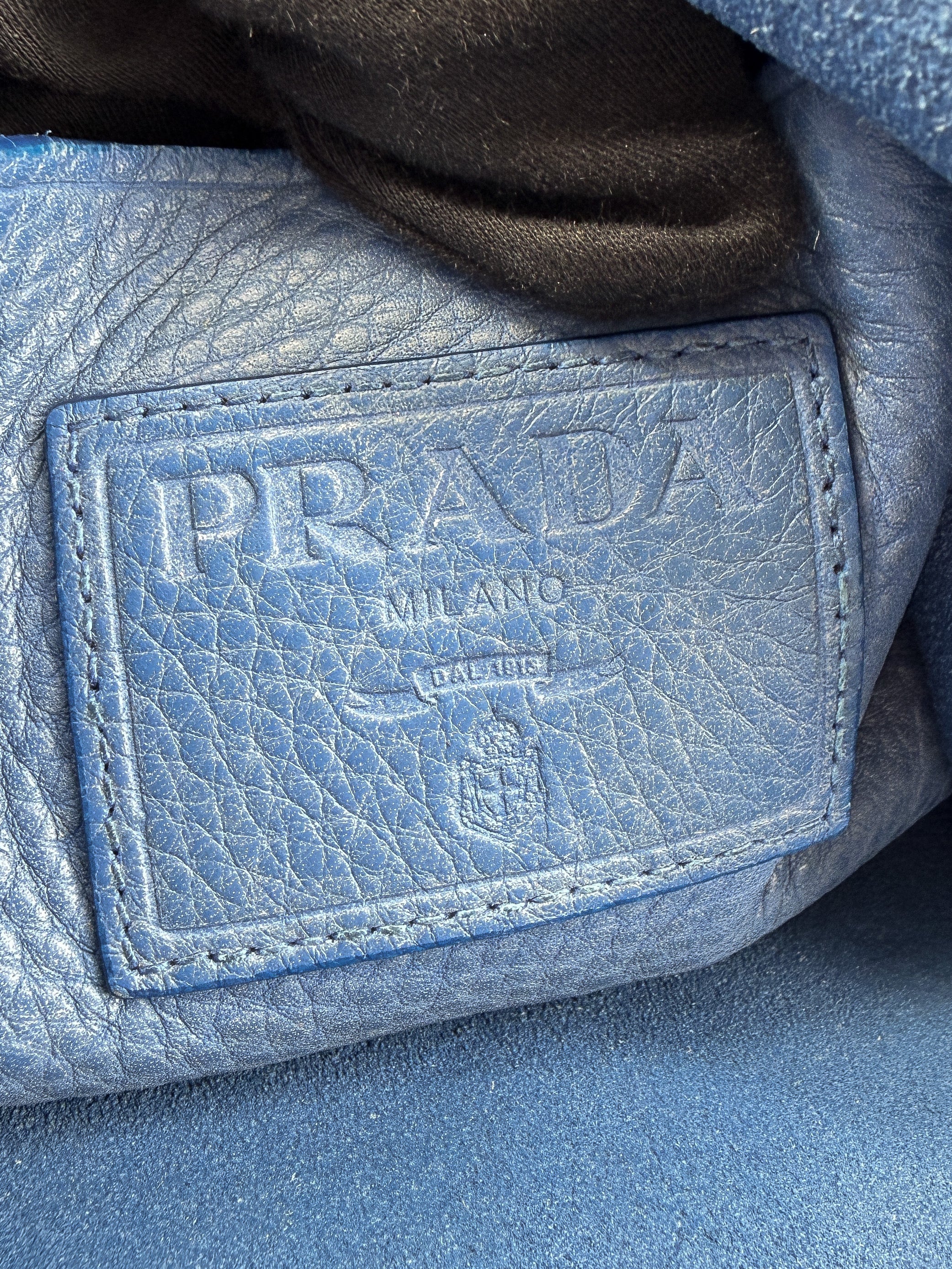 Prada blue leather slouchy Shopper tote 31
