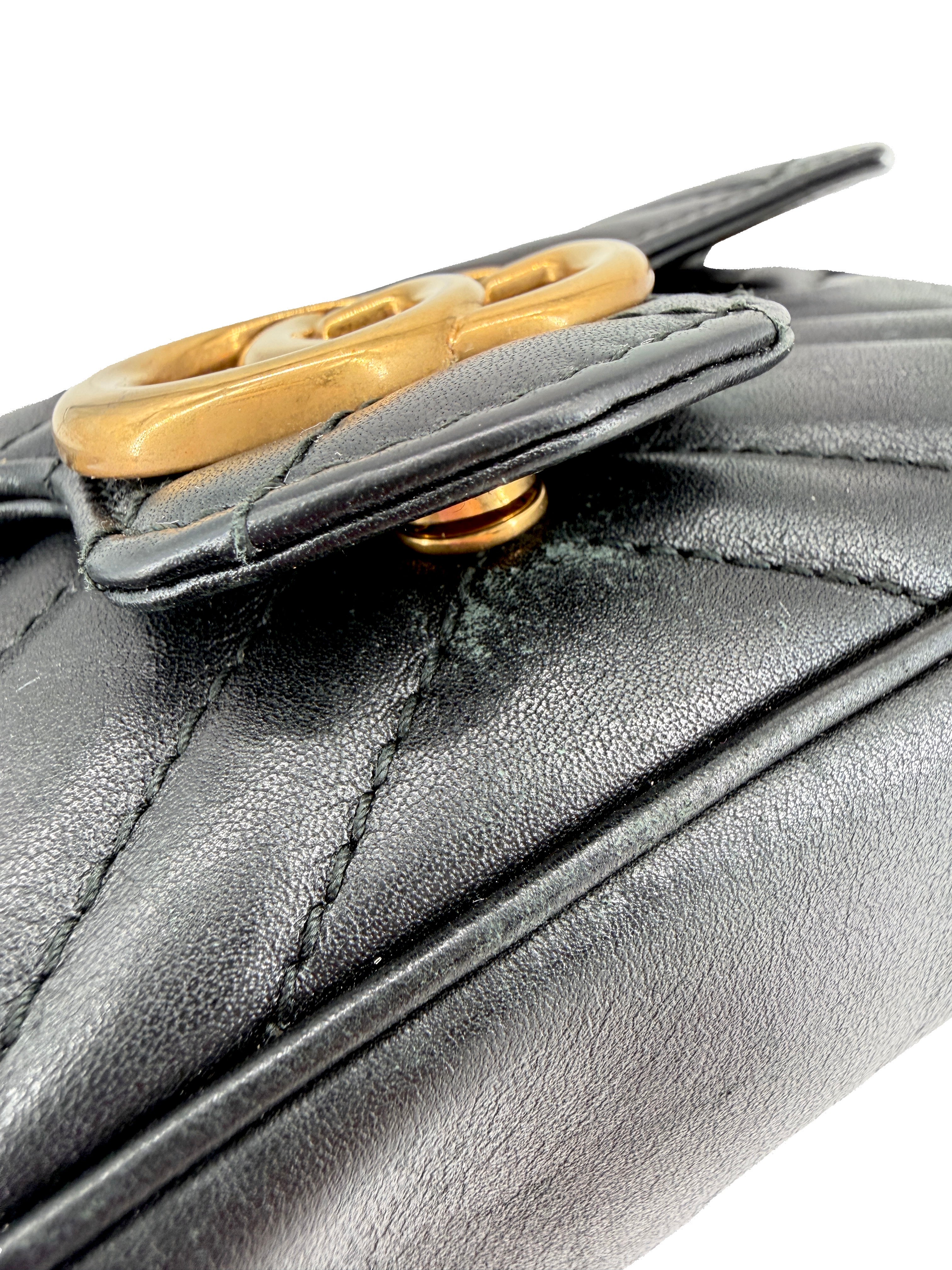 Gucci black mini Marmont flap shoulder bag 476433-0959-