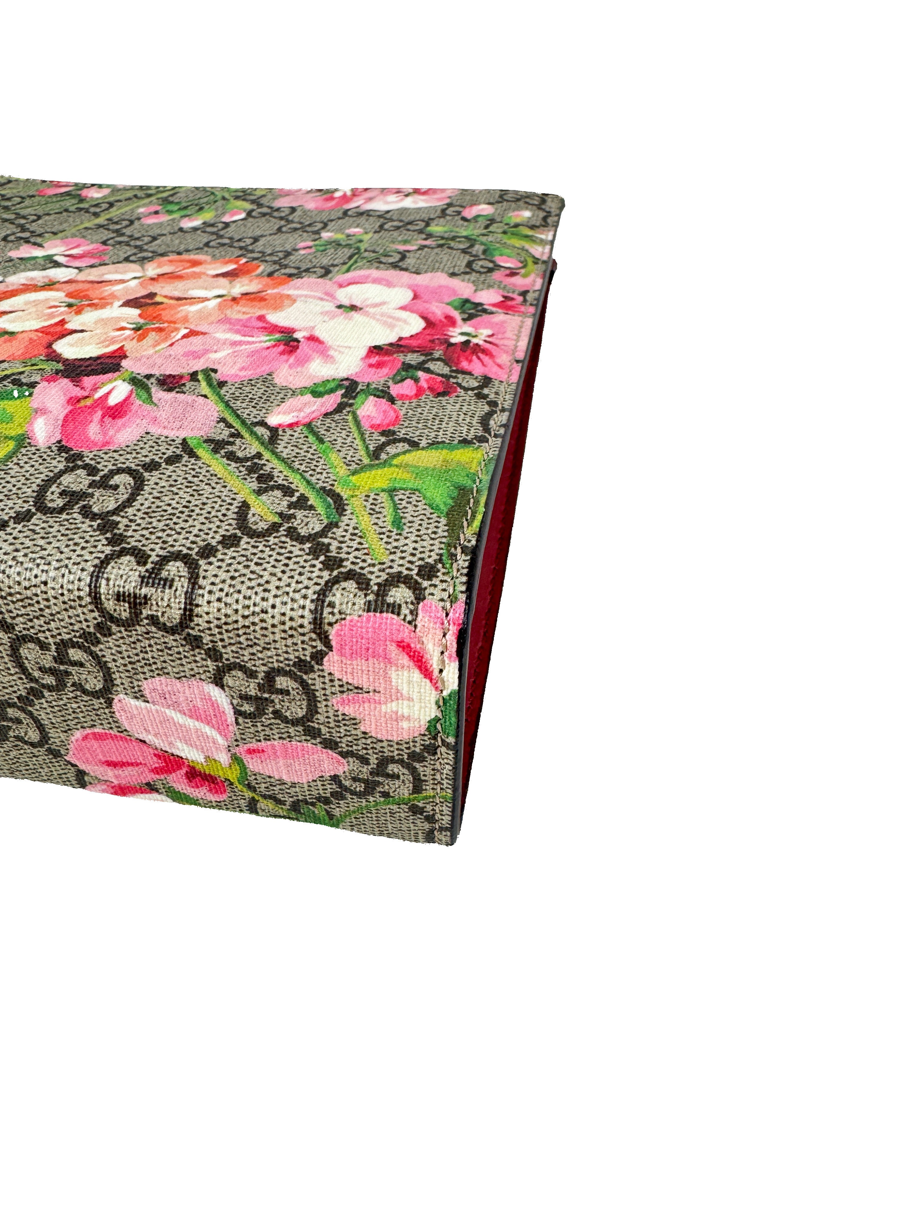 Gucci GG Supreme blooms large zip pouch 430268 0416