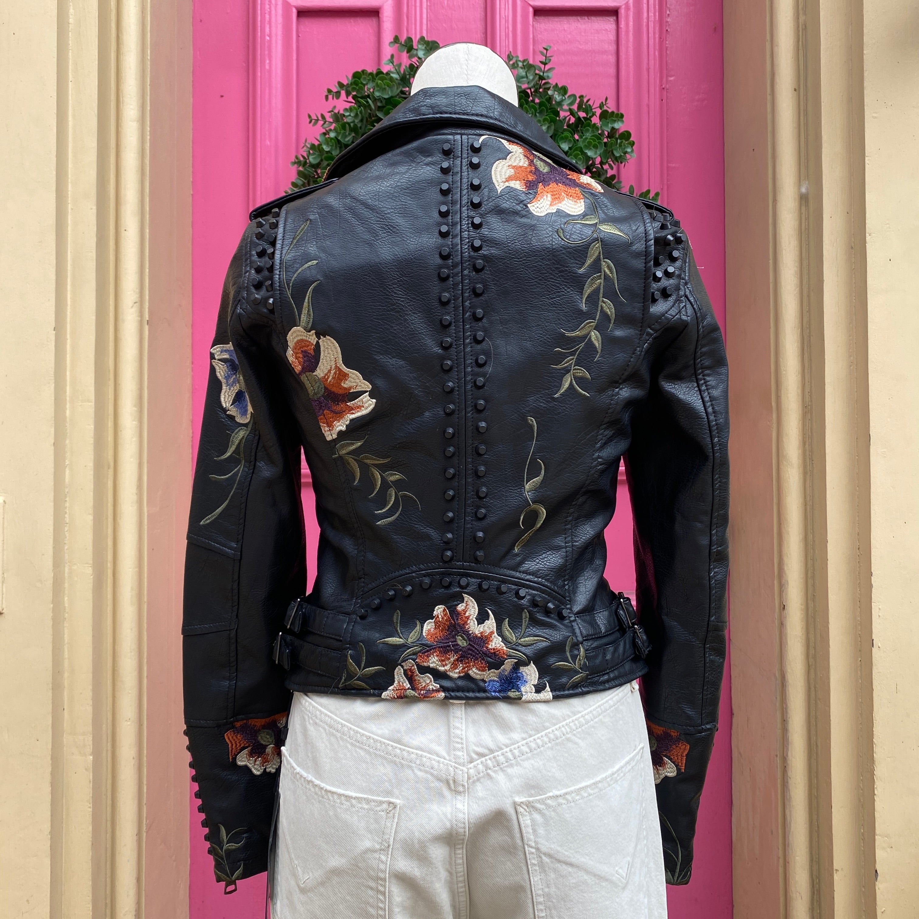 Vigoss black faux leather embroidered jacket size S