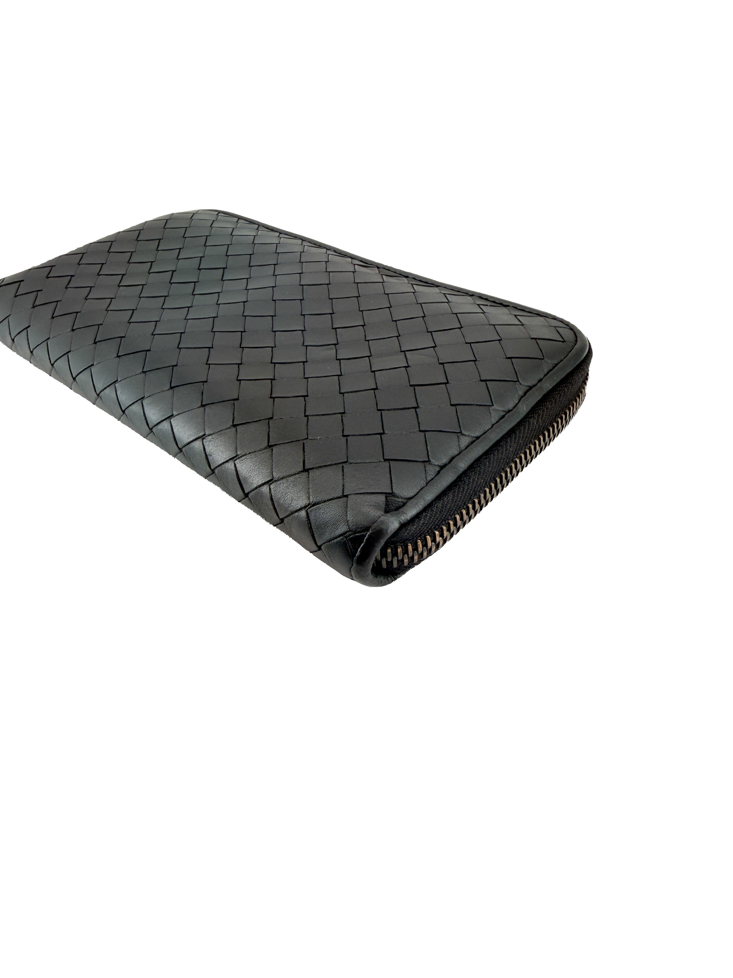 Bottega Veneta black Intrecciato zippy wallet B03196681G