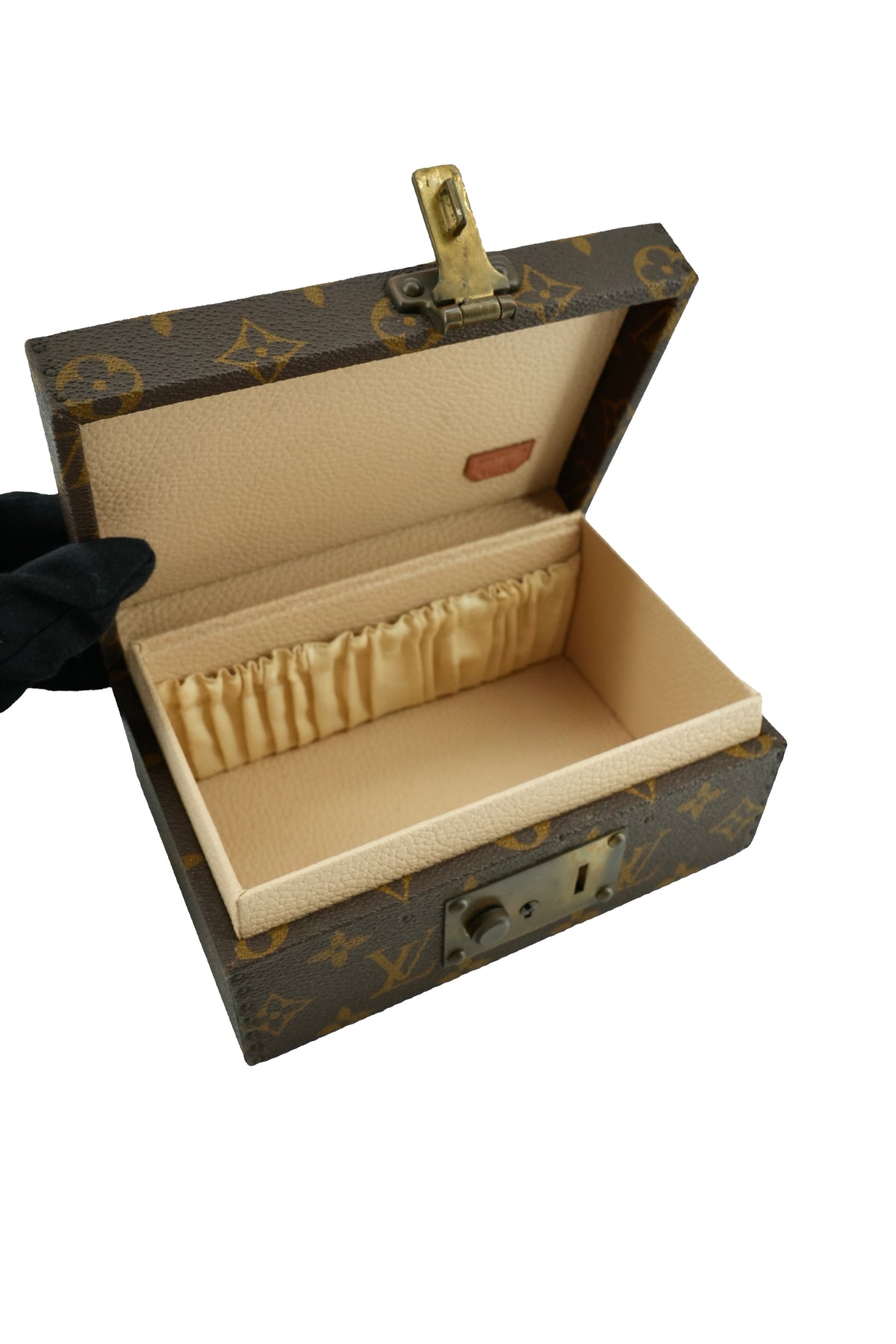 Louis Vuitton monogram Boite a Tou jewelry trunk 931786