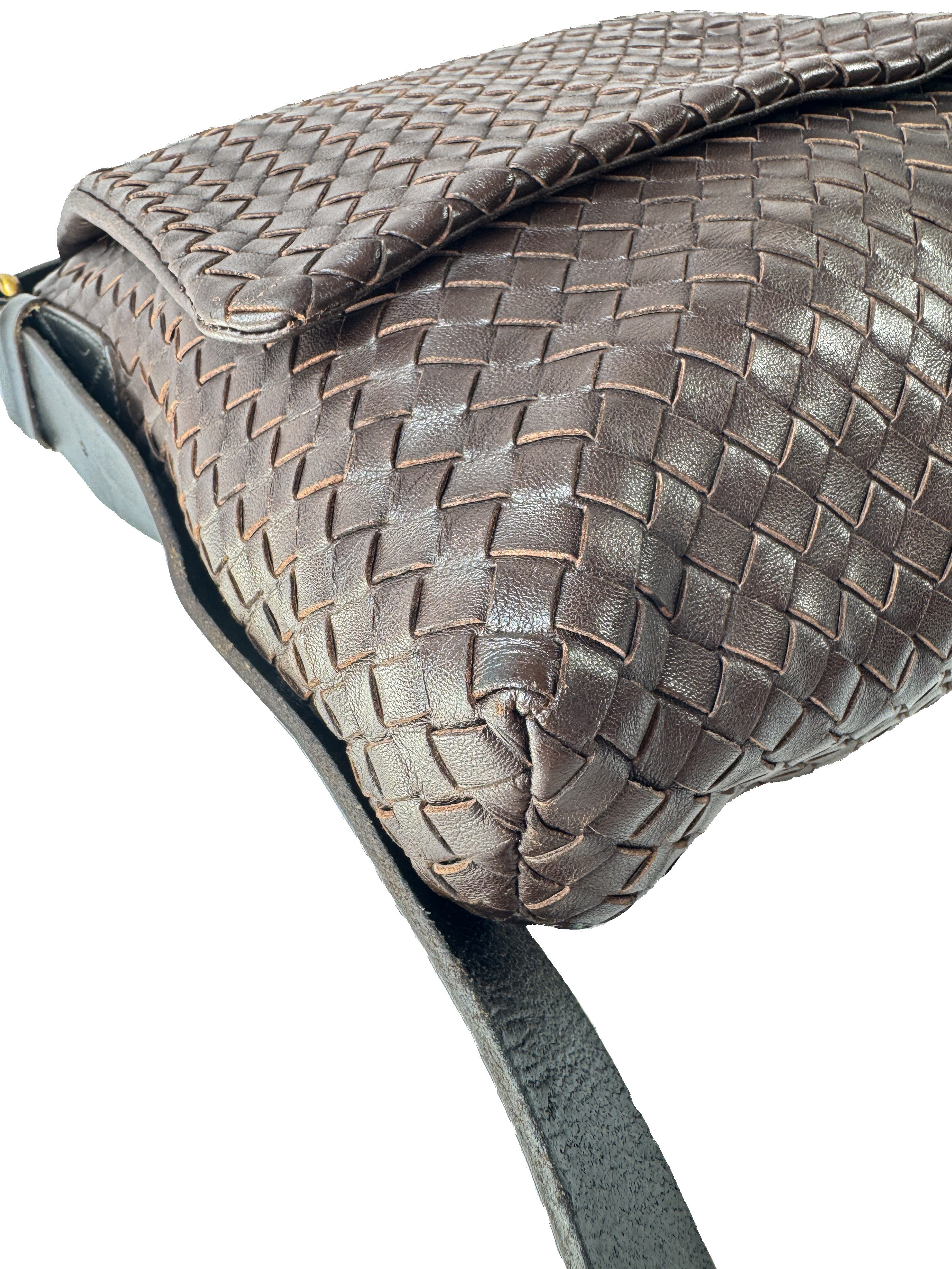 Bottega Veneta brown Intrecciato leather crossbody 163971V77811375
