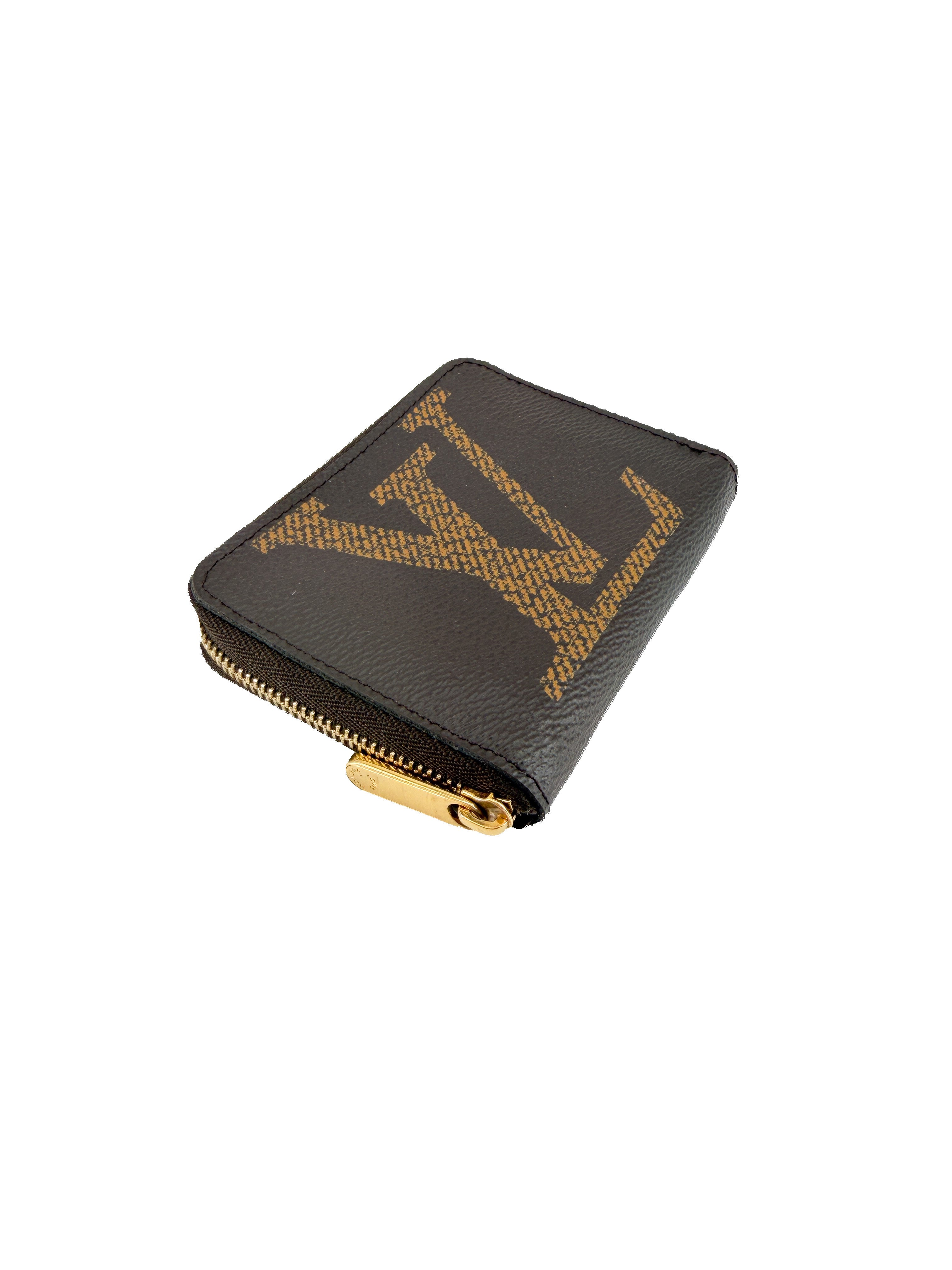 Louis Vuitton giant monogram zippy coin wallet NFC BOX