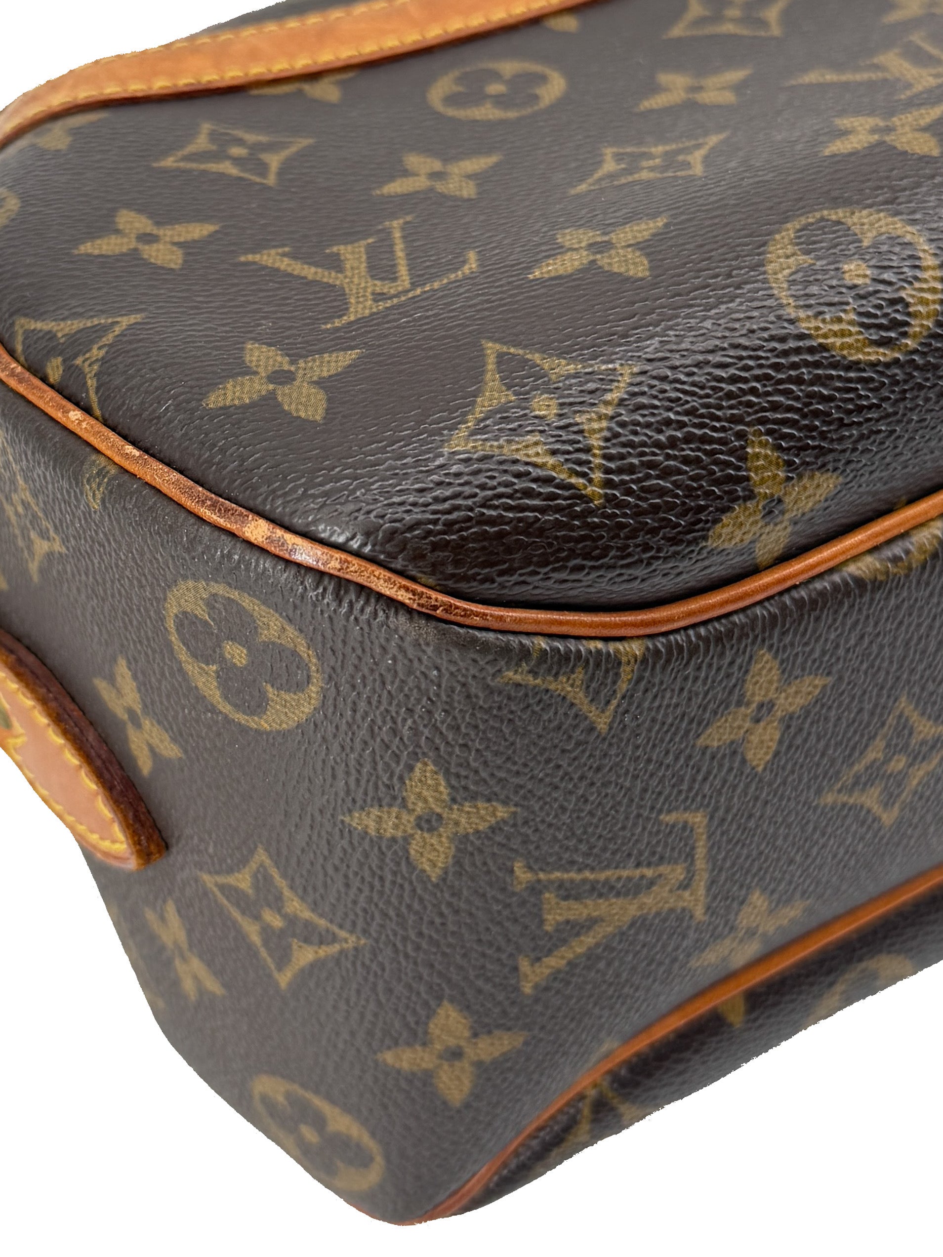 Louis Vuitton monogram Blois BA0043