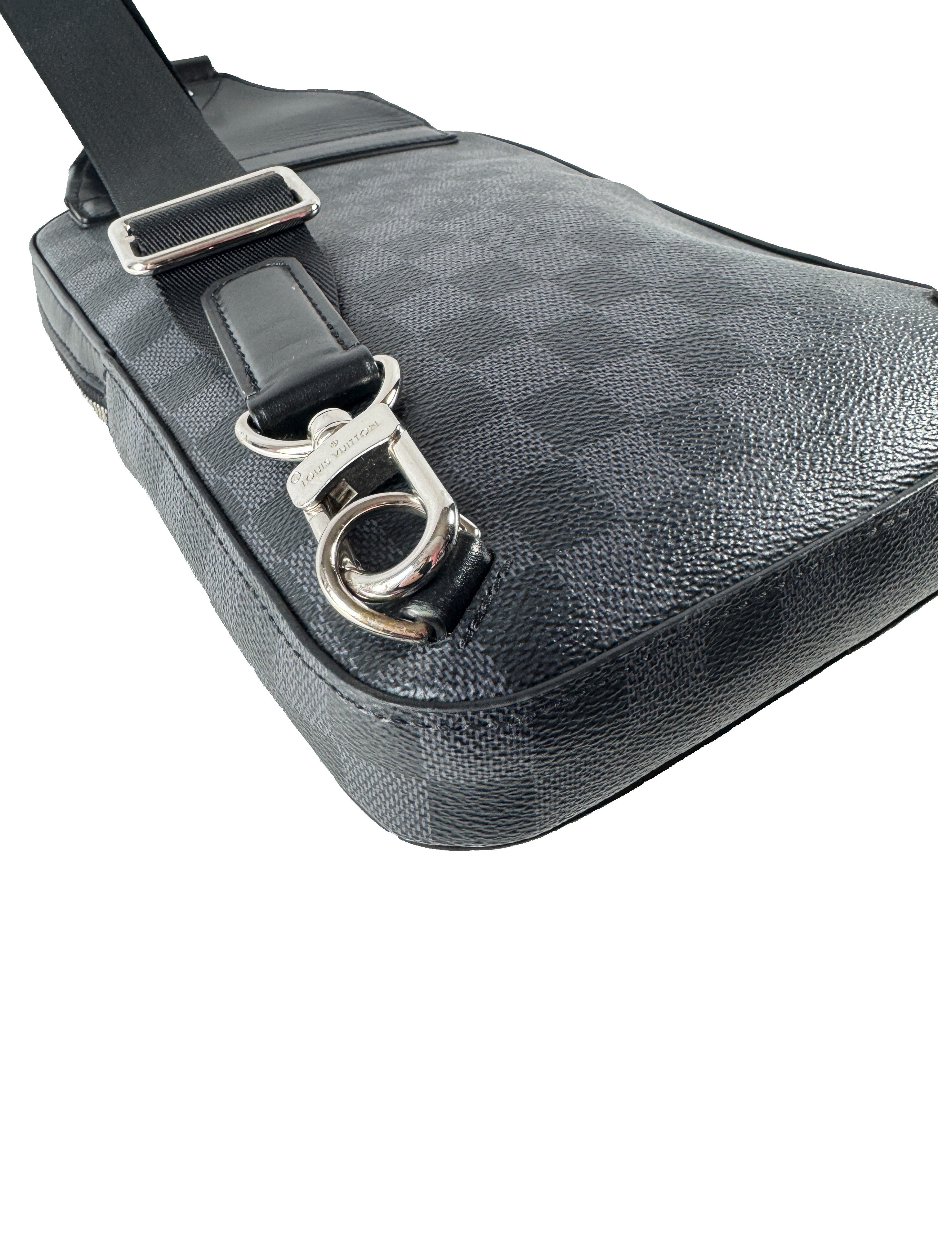 Louis Vuitton damier graphite Avenue sling (chipped)