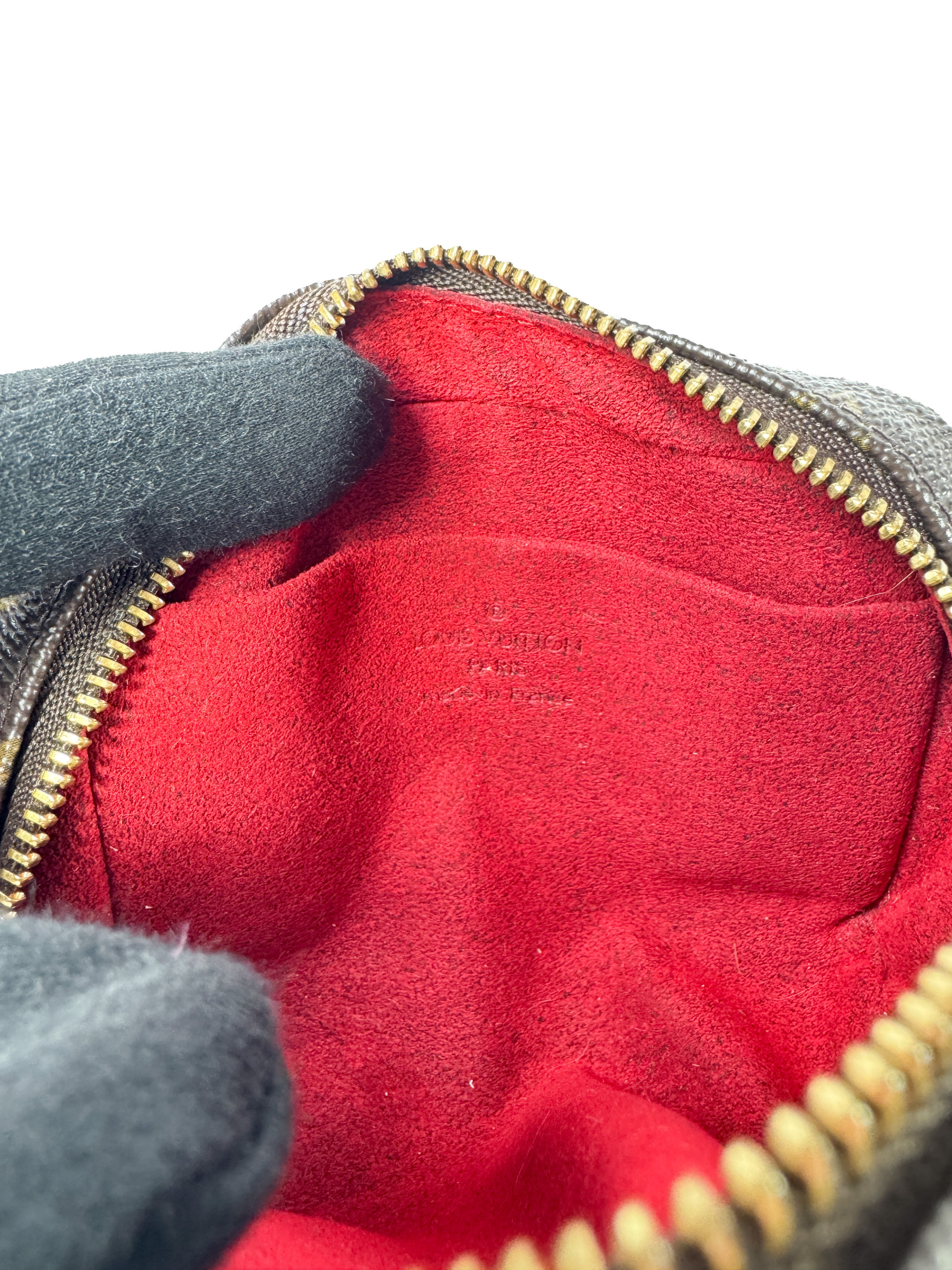 Louis Vuitton monogram Wapity FL1025