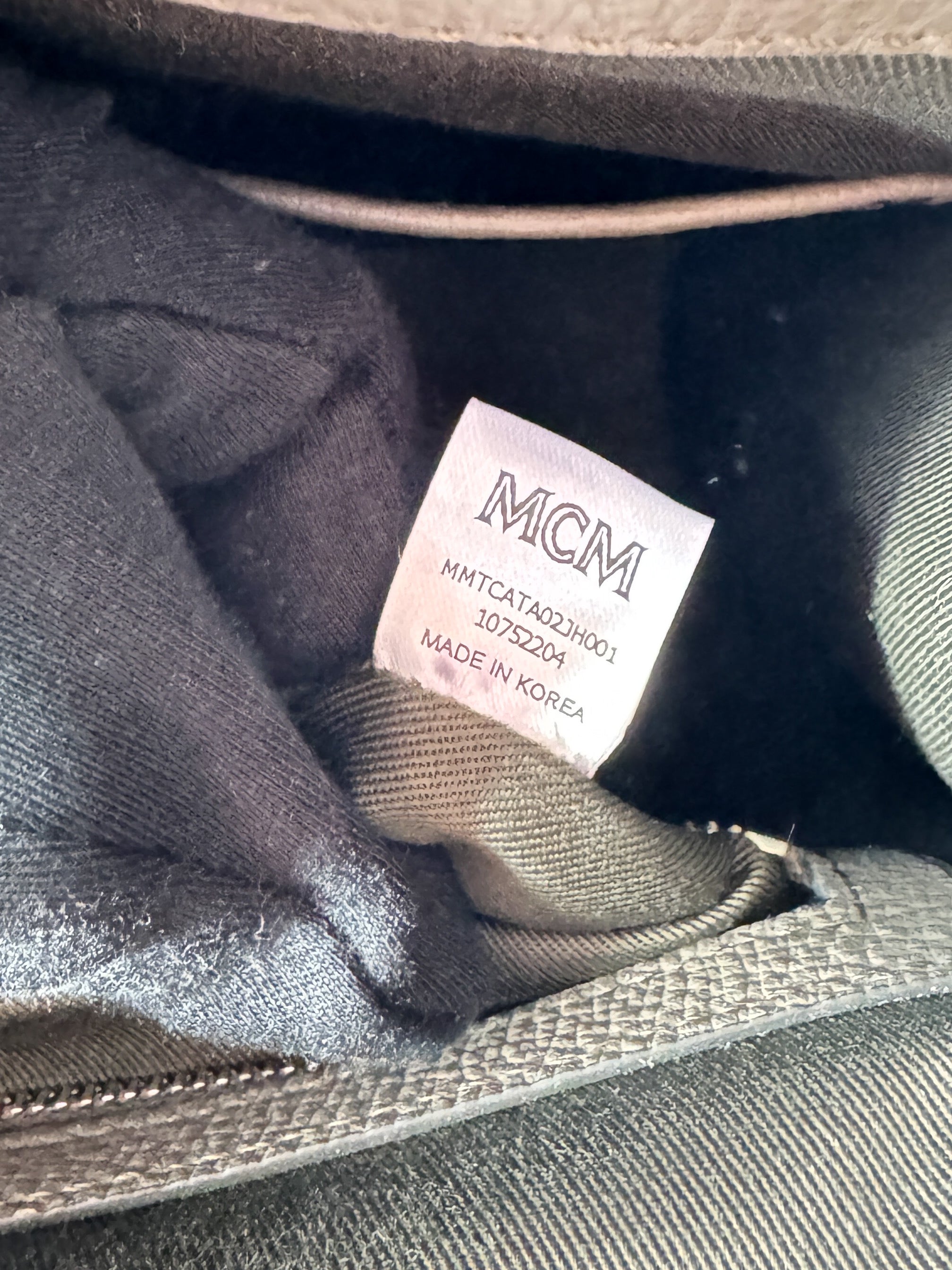 MCM olive small Visetos Aren tote NWT 10752204