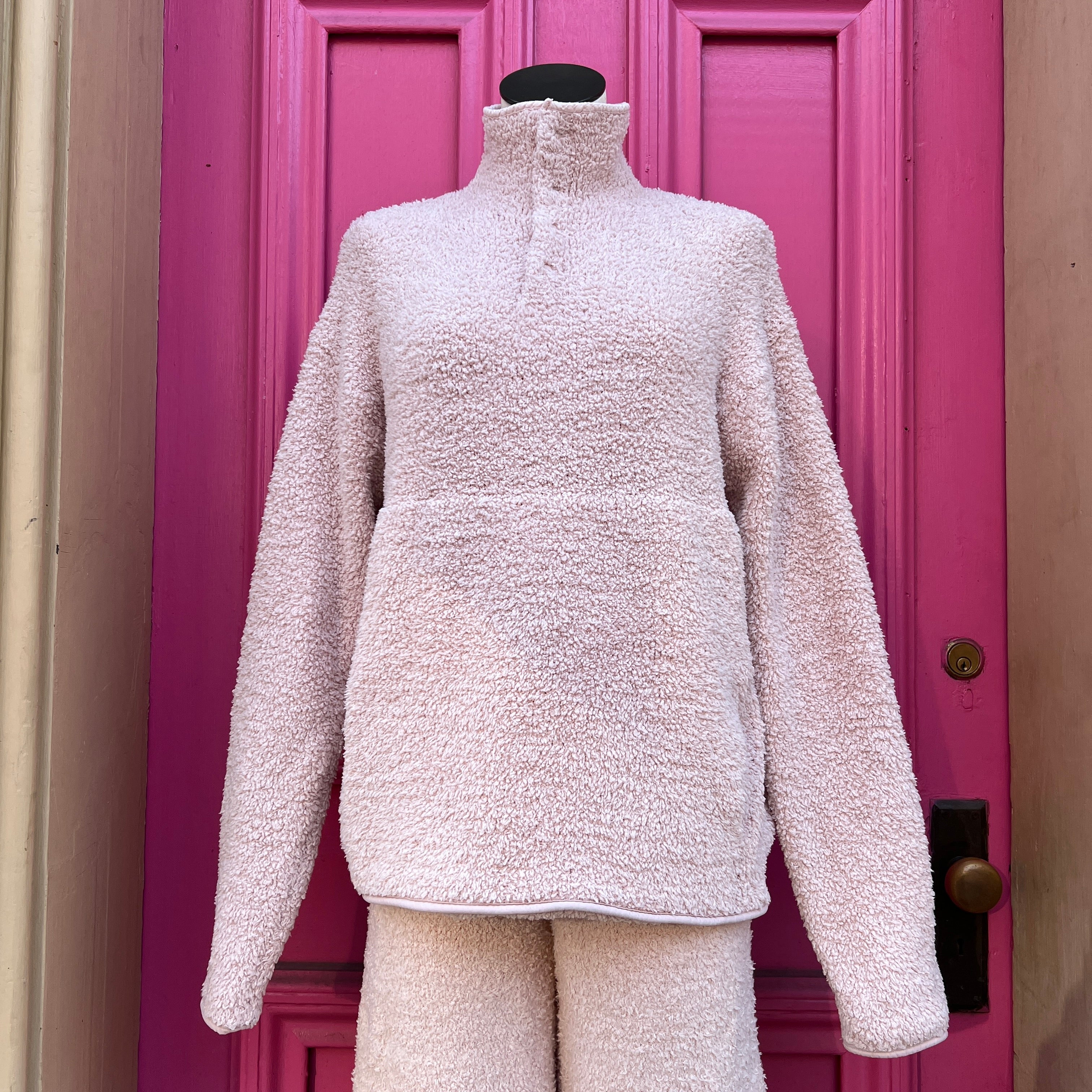 SKIMS blush pullover size S/M