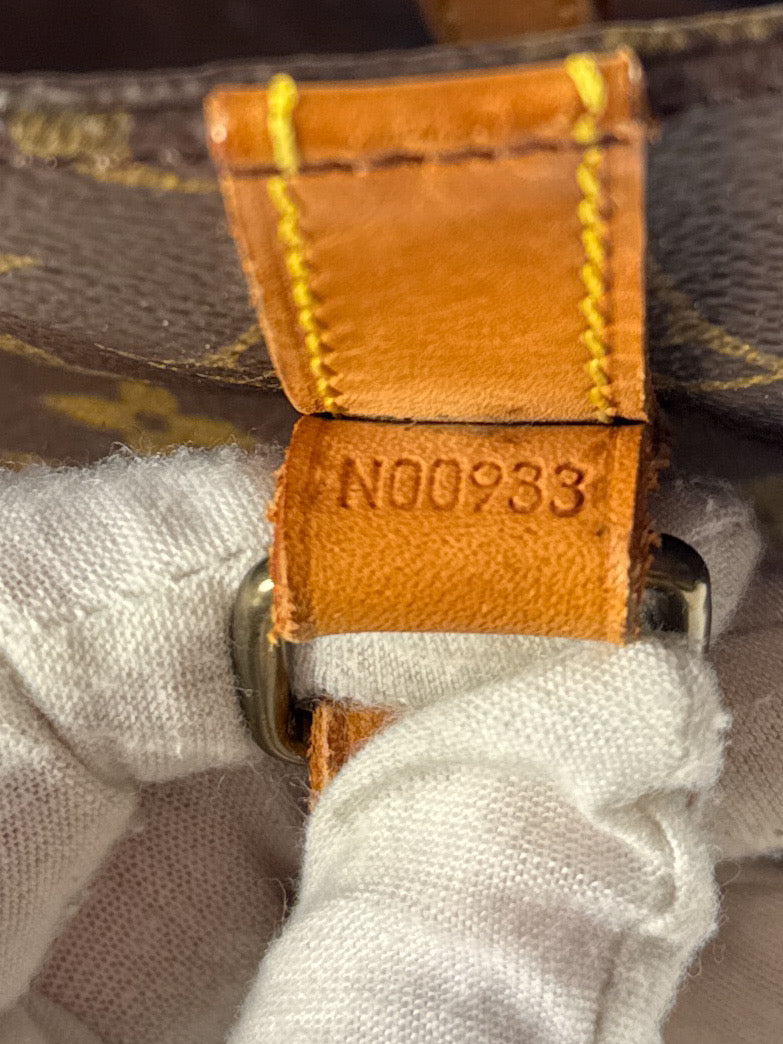 Louis Vuitton monogram vintage Shopping Sac NO0933