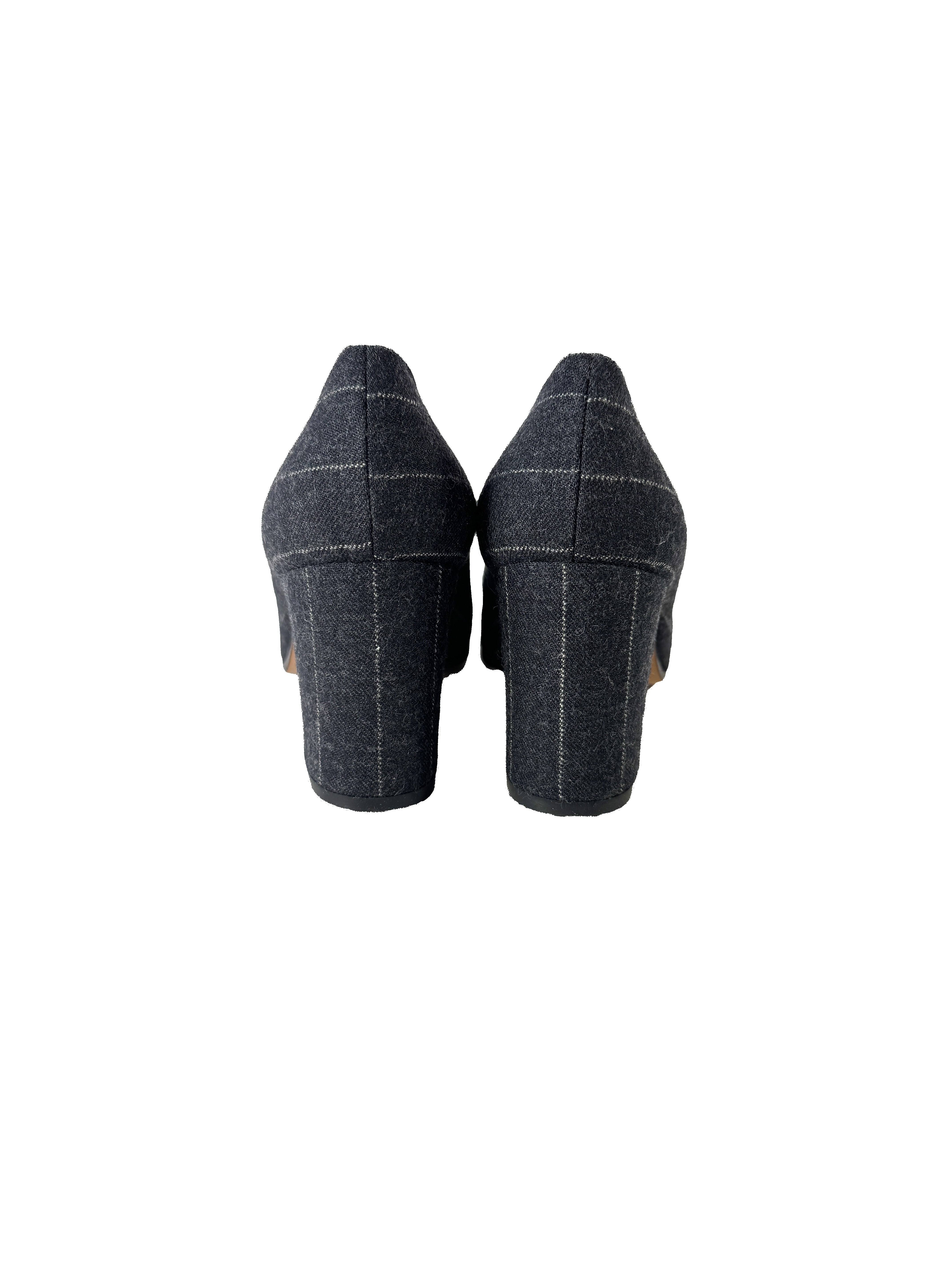 Bottega Veneta gray striped pumps size 9.5