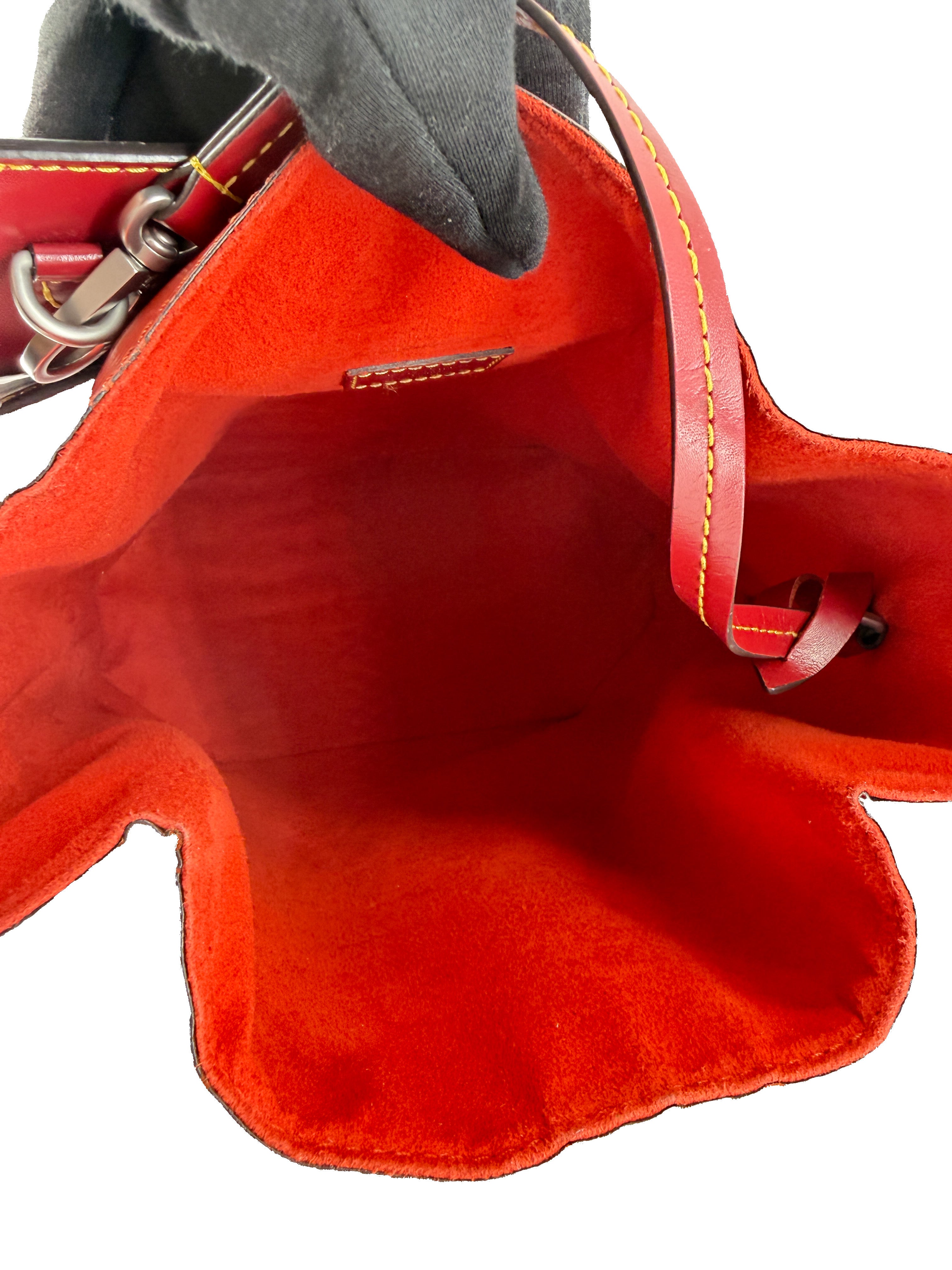 Louis Vuitton orange epi leather Twist bucket FL3198