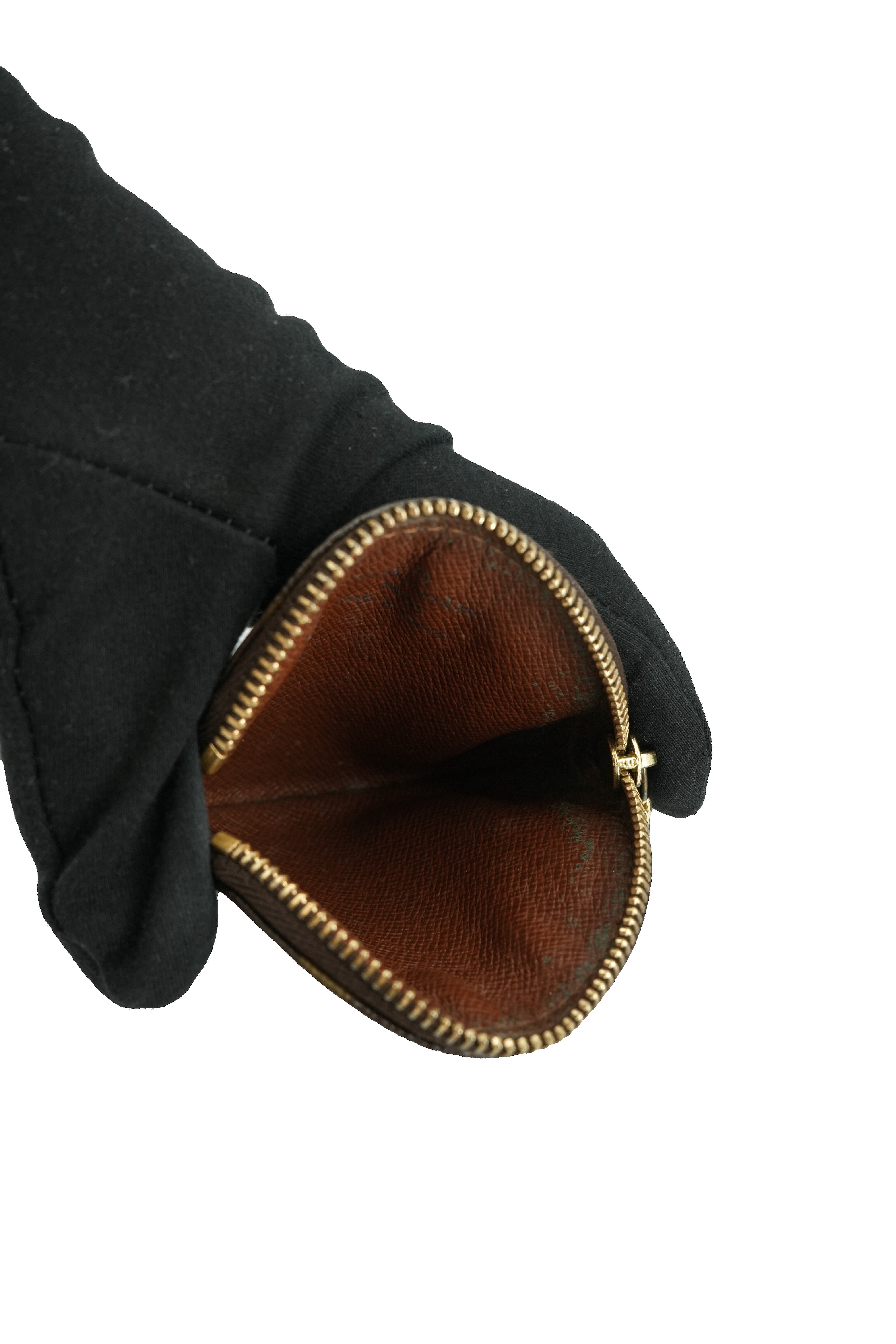 Louis Vuitton monogram Porte Monnaie round coin wallet