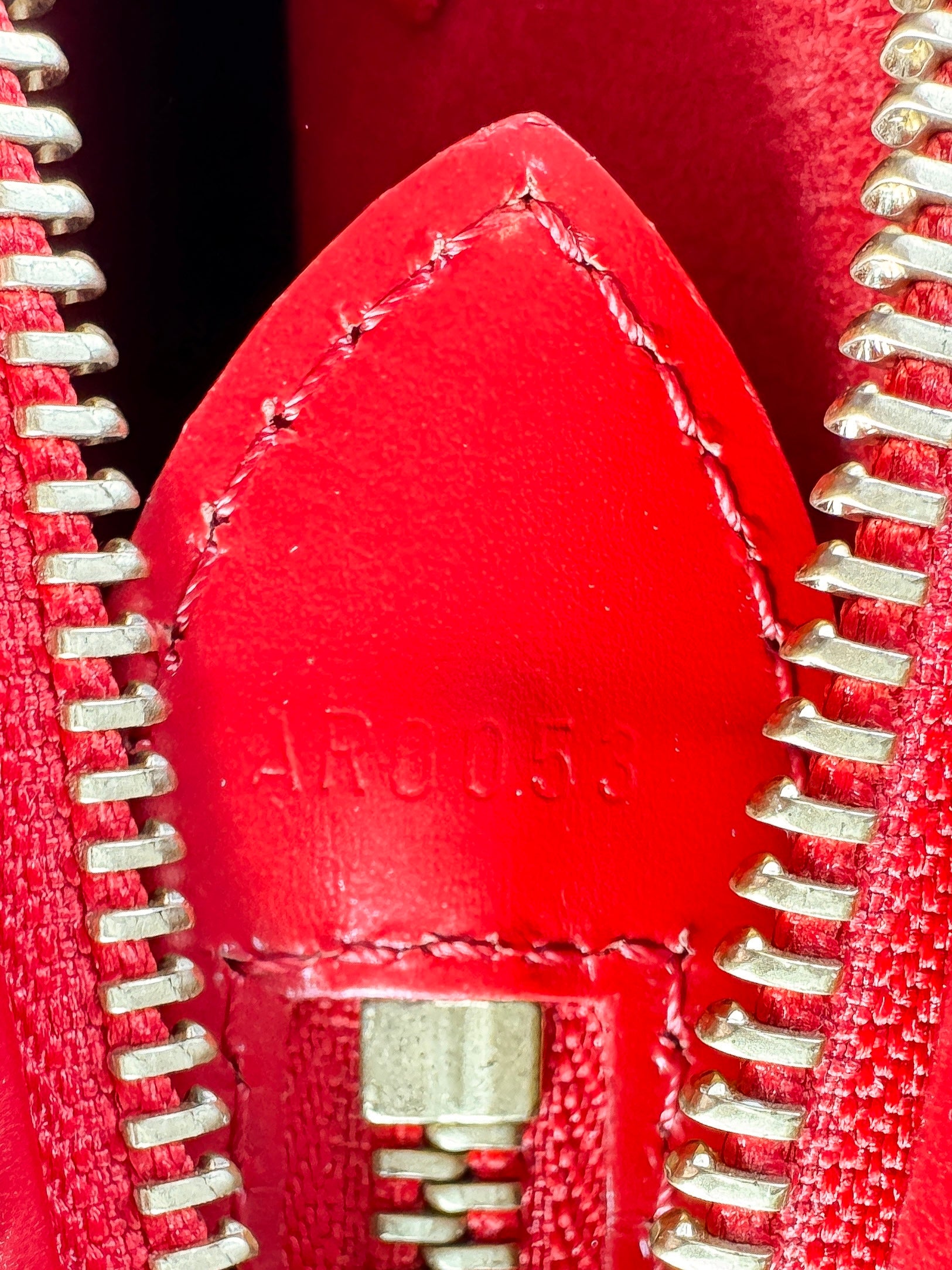 Louis Vuitton red epi leather Saint Jacques GM AR0035