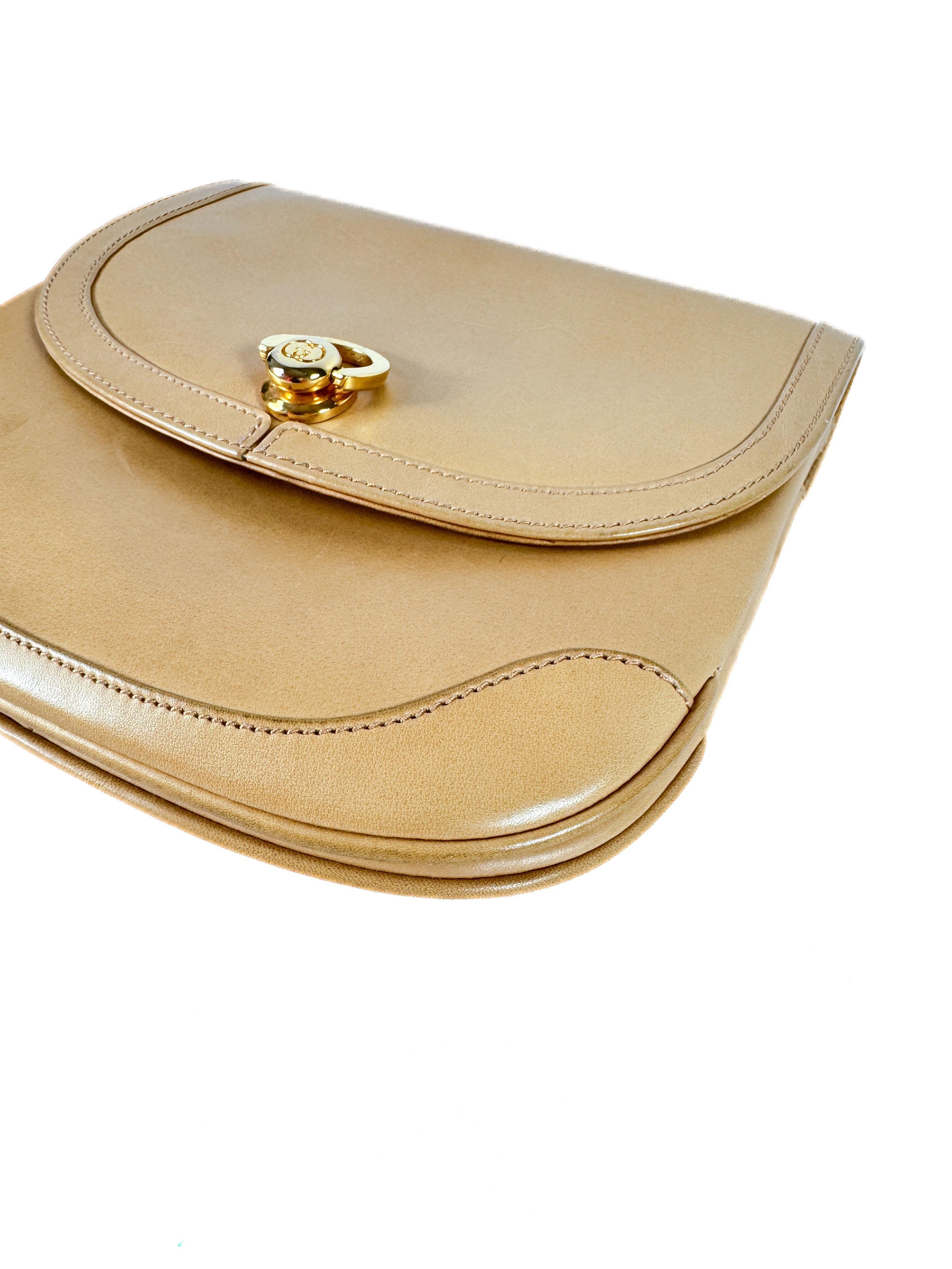 Gucci light tan leather vintage crossbody