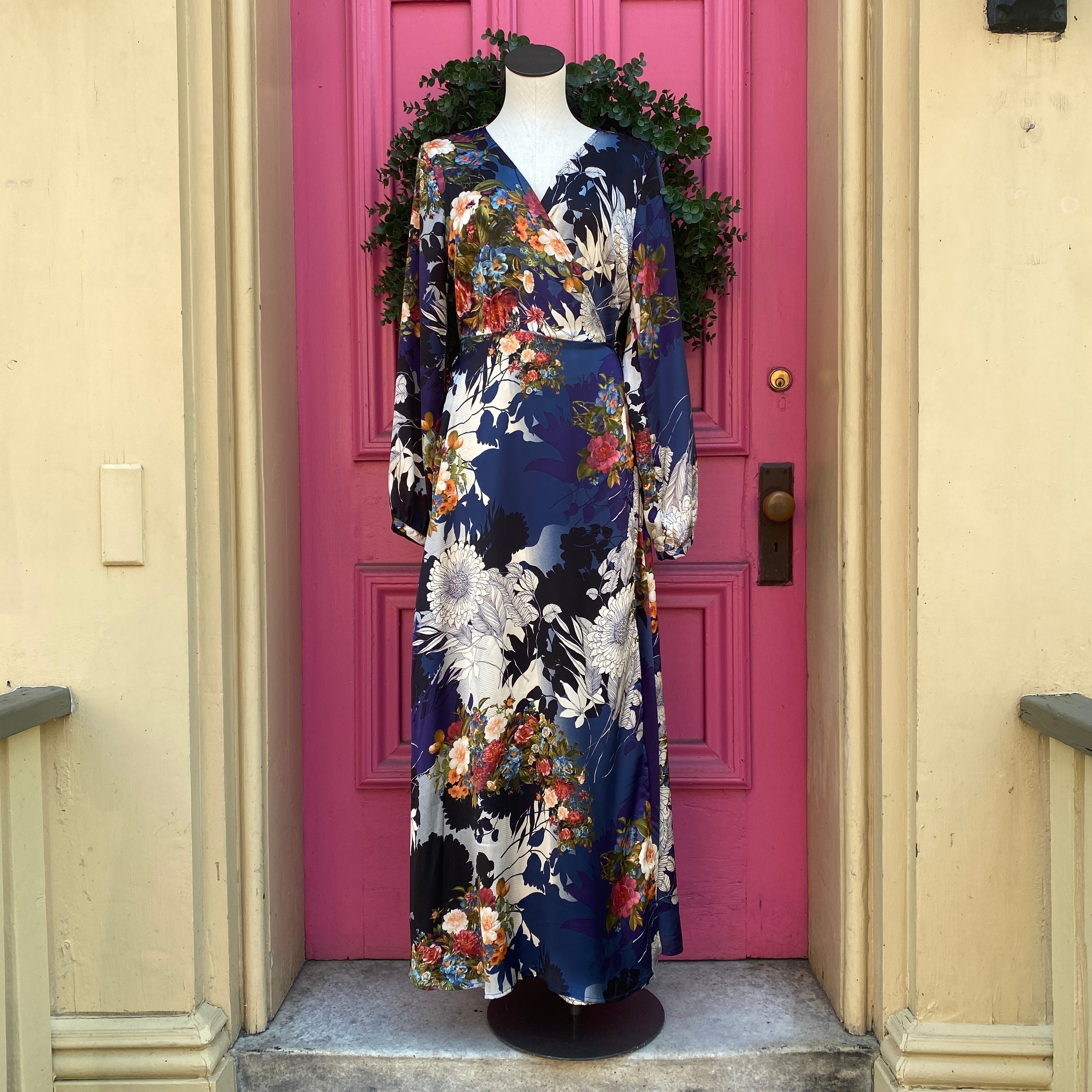 Lulus multicolor long sleeve wrap dress size L