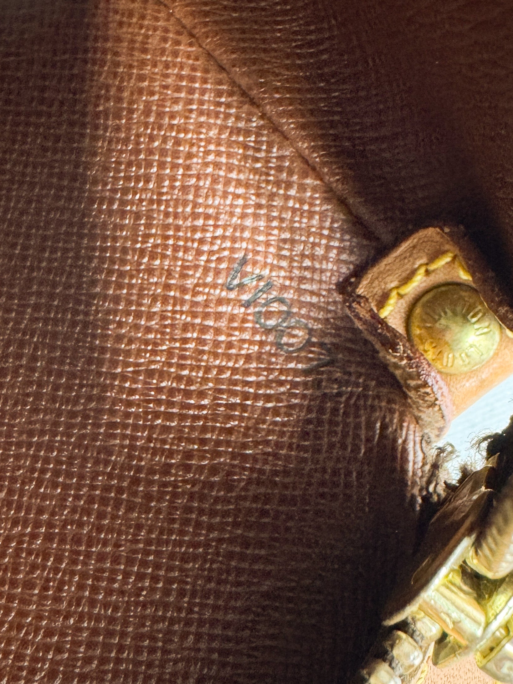 Louis Vuitton monogram Drouot crossbody VI0073